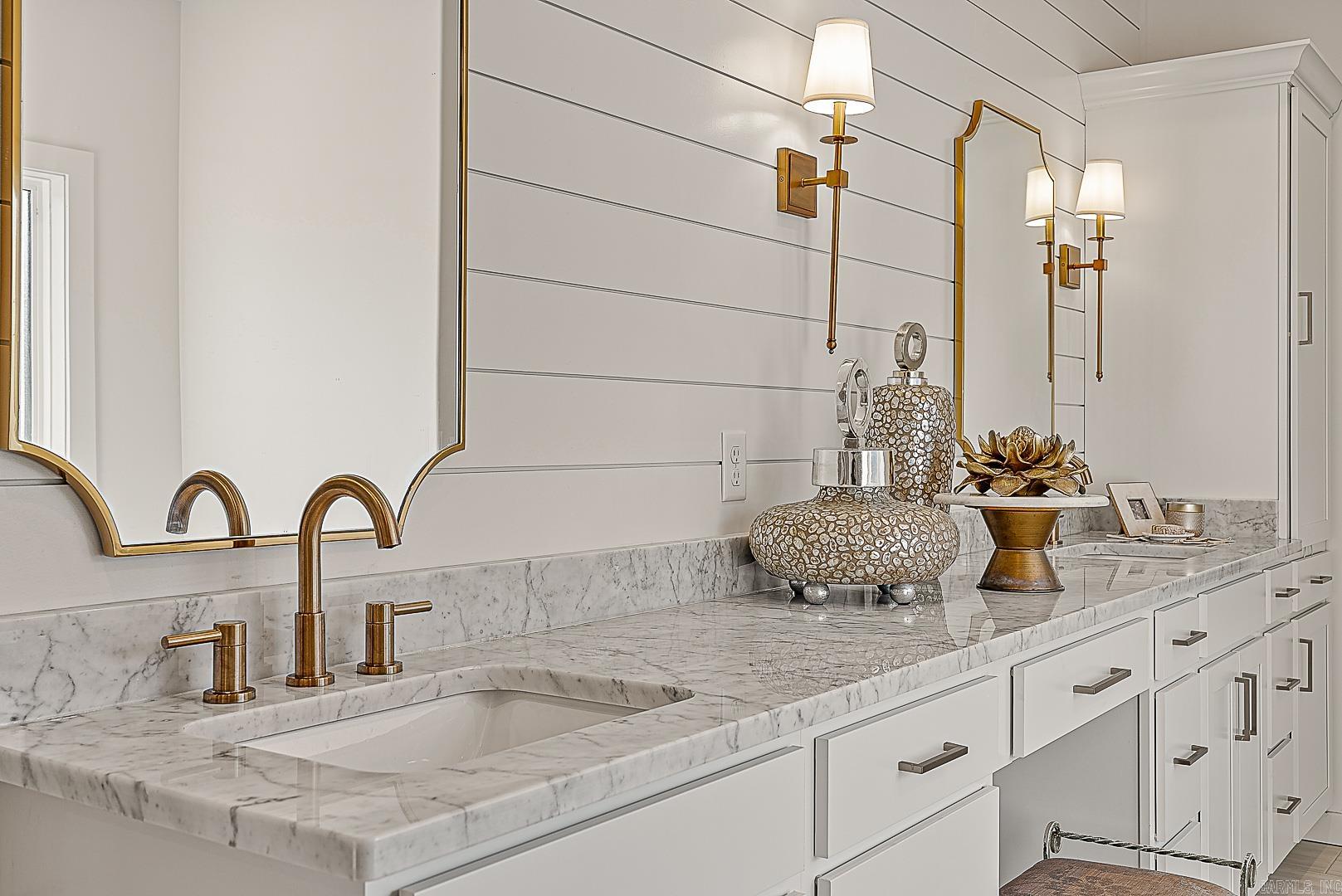 1707 S 28 1/2 STREET  Paragould, AR