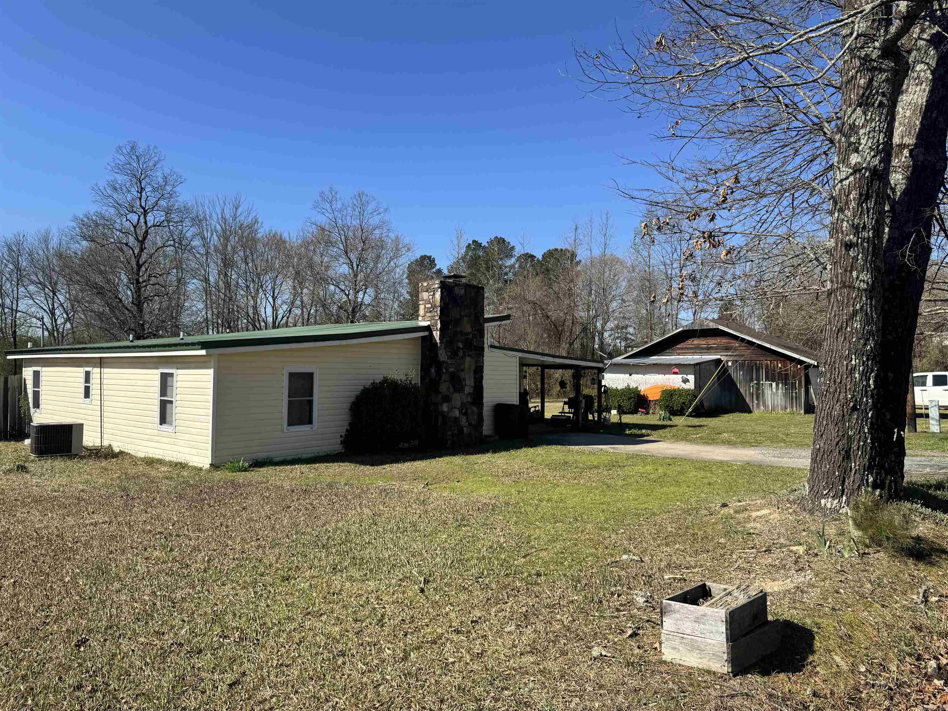 2812 Westmoreland Street Mena, AR 71953