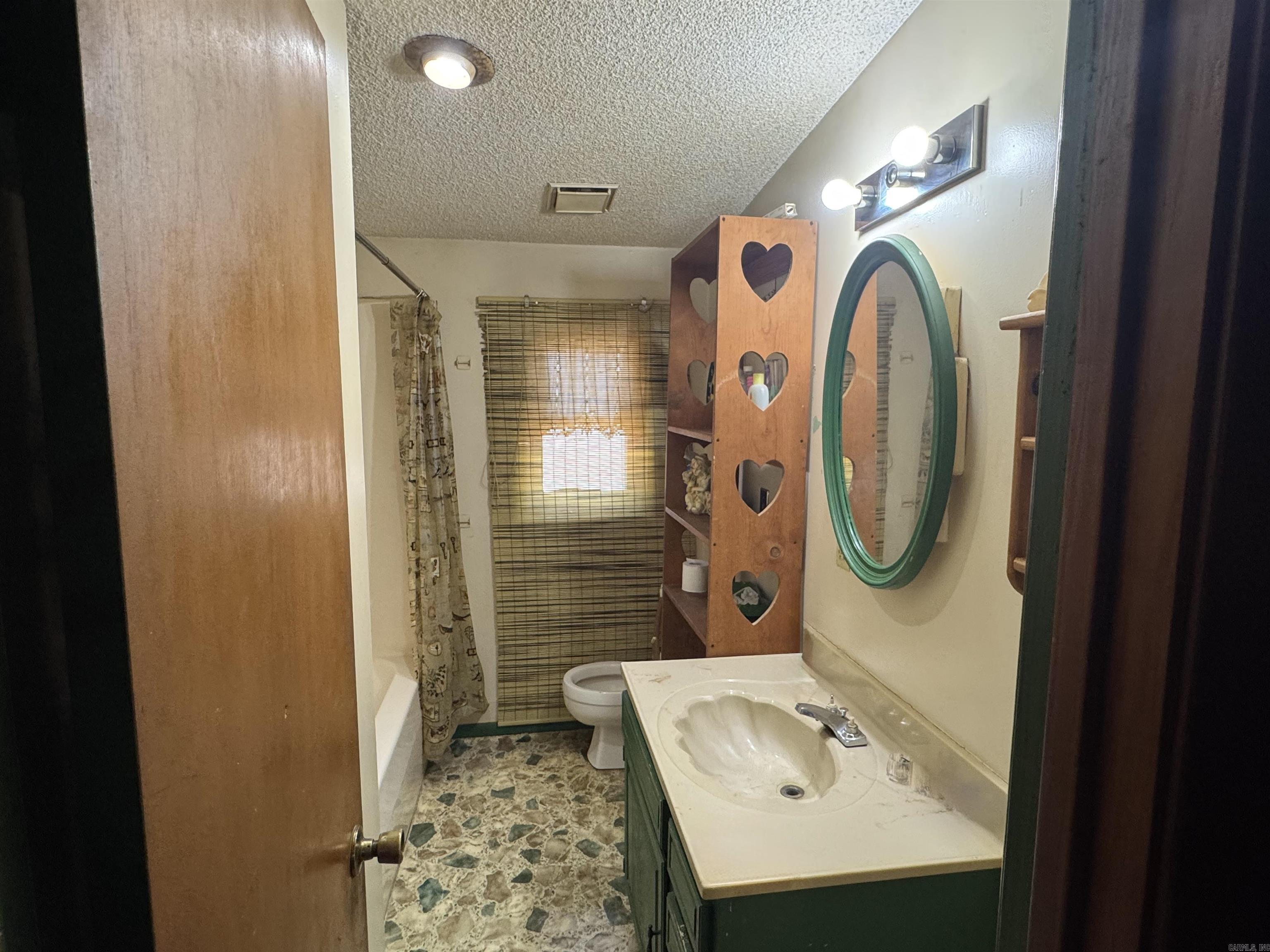 2812 Westmoreland Street Mena, AR 71953