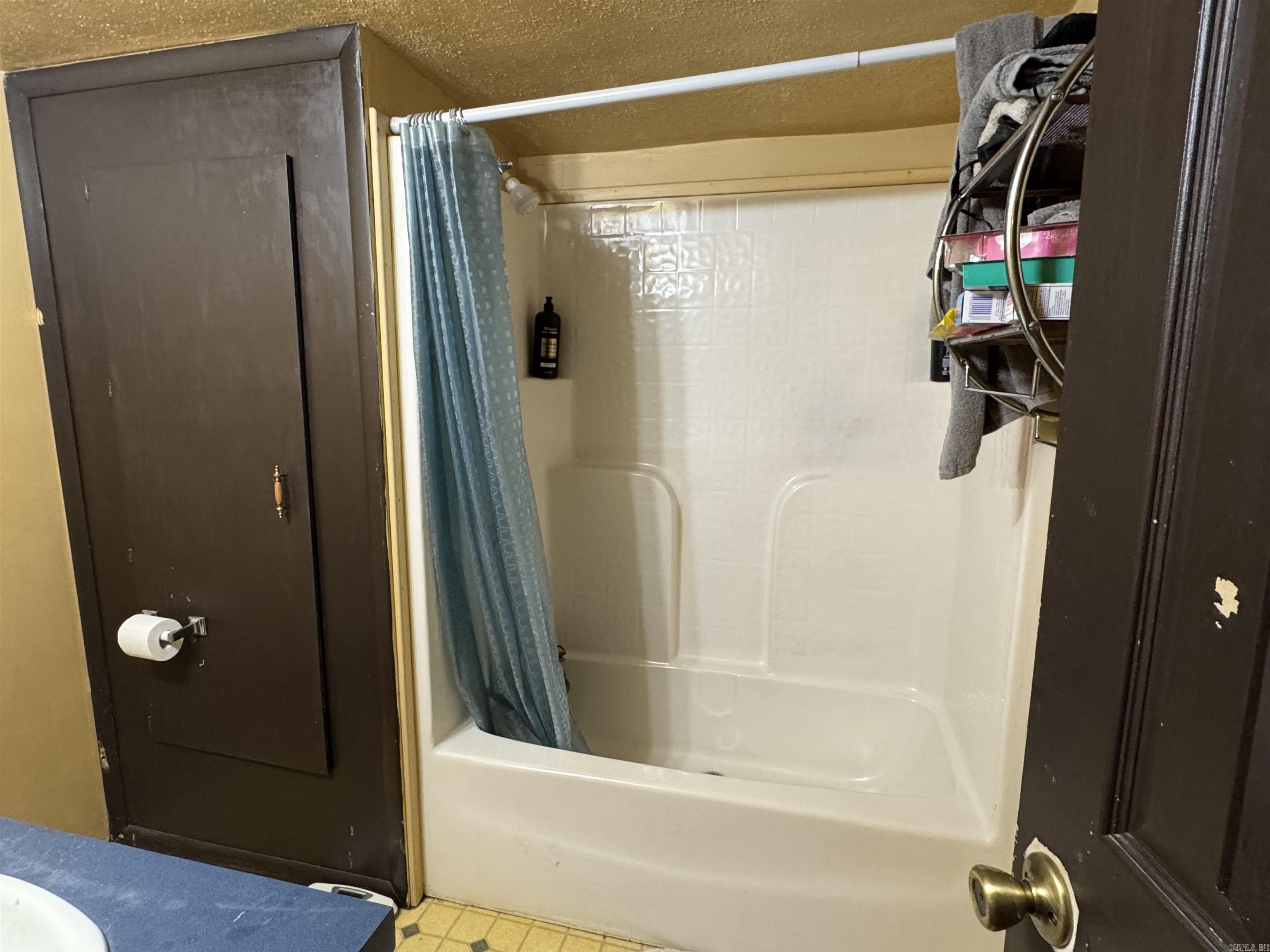 2812 Westmoreland Street Mena, AR 71953