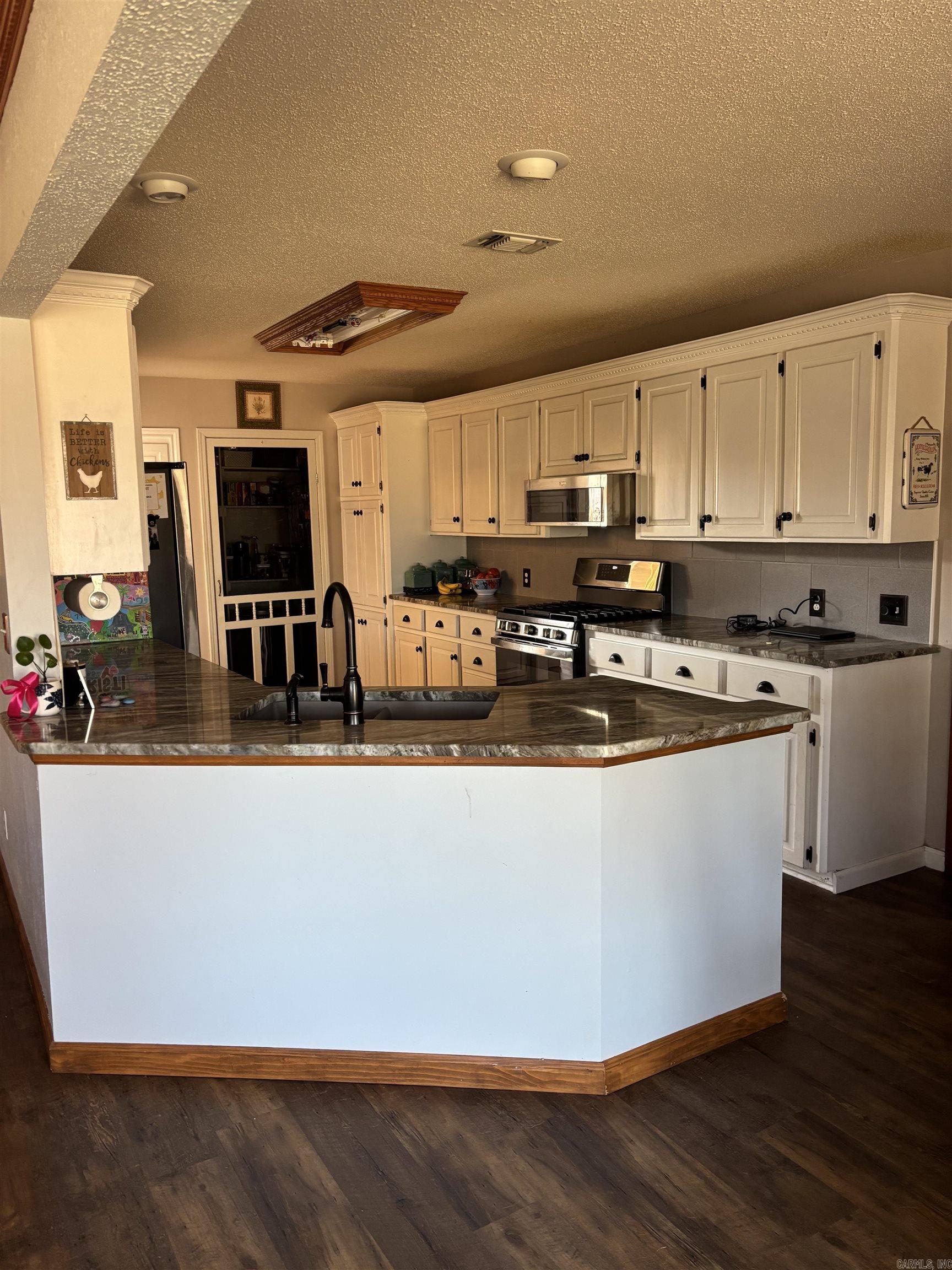 104 Pathway  Nashville, AR