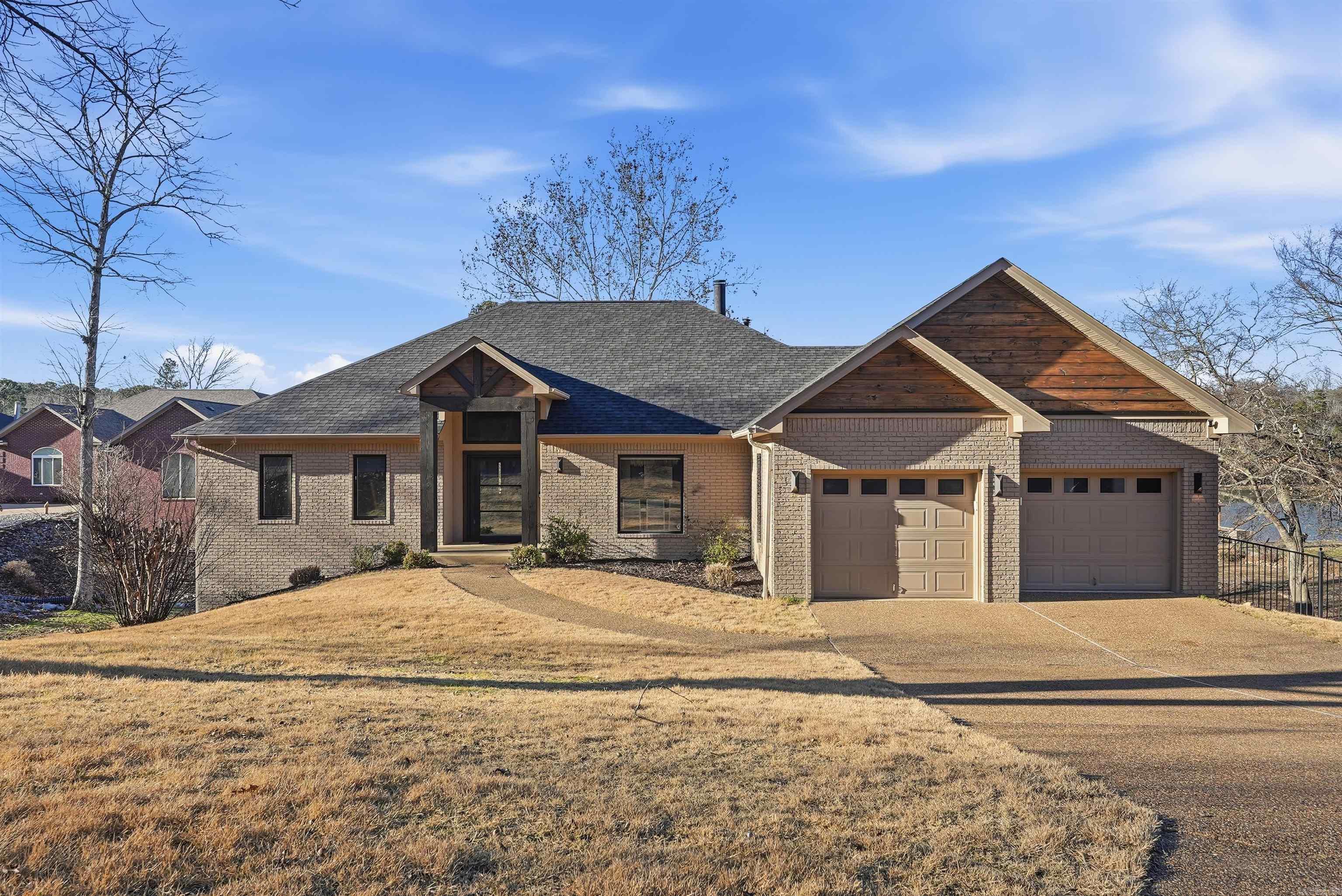 170 Lake Forest Shores  Hot Springs, AR