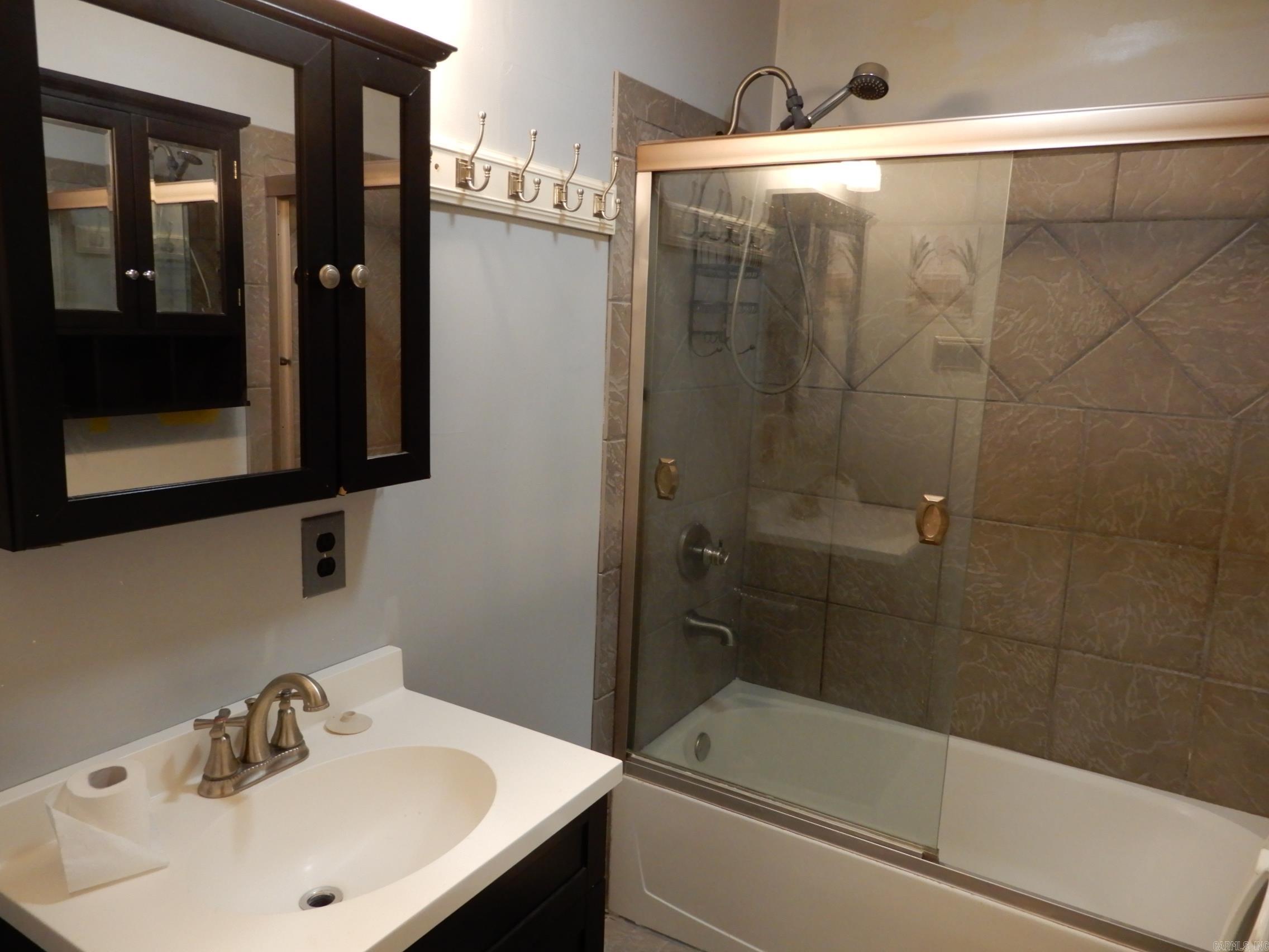 1004 S Elm  Bald Knob, AR