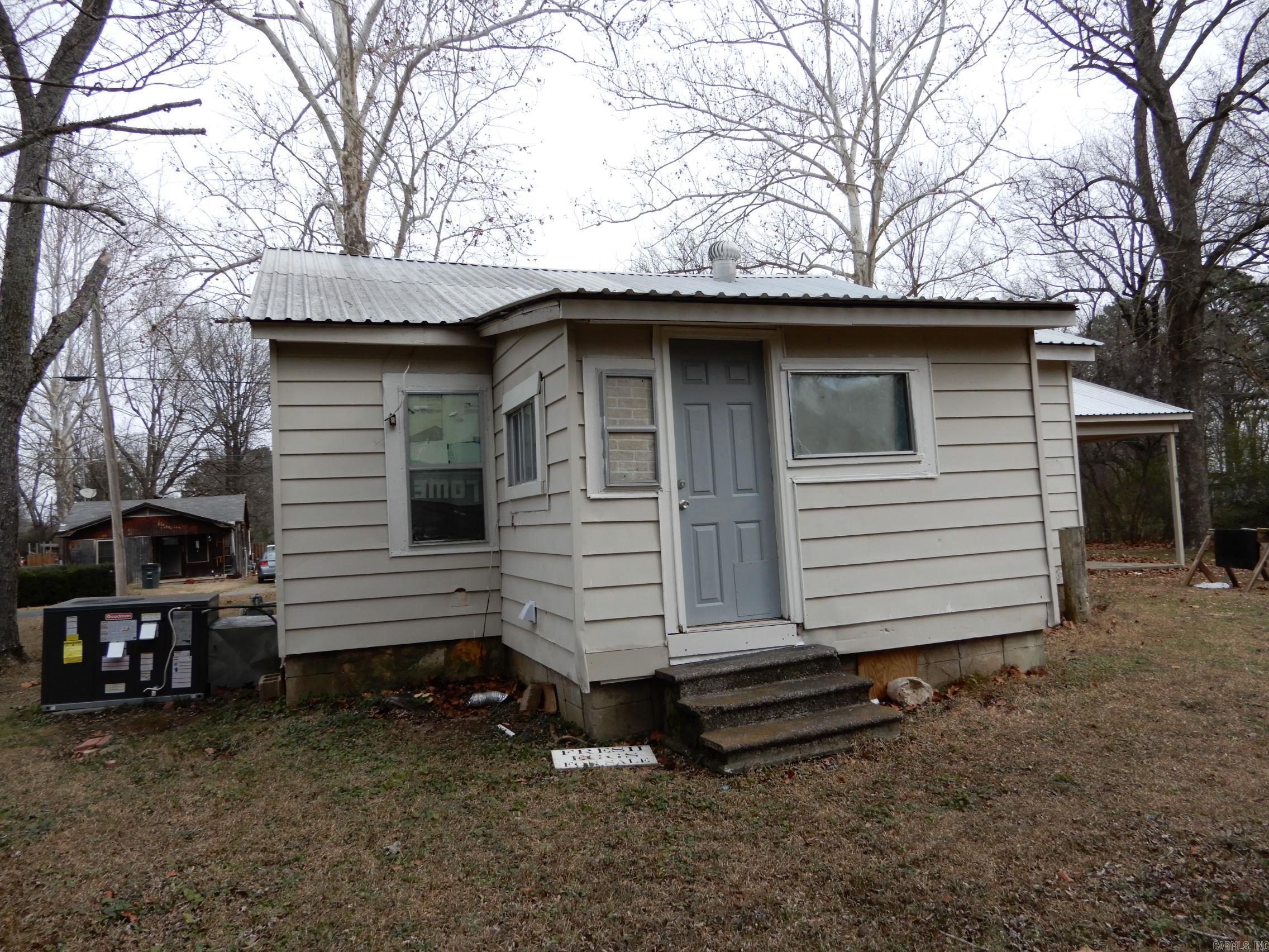 1004 S Elm  Bald Knob, AR