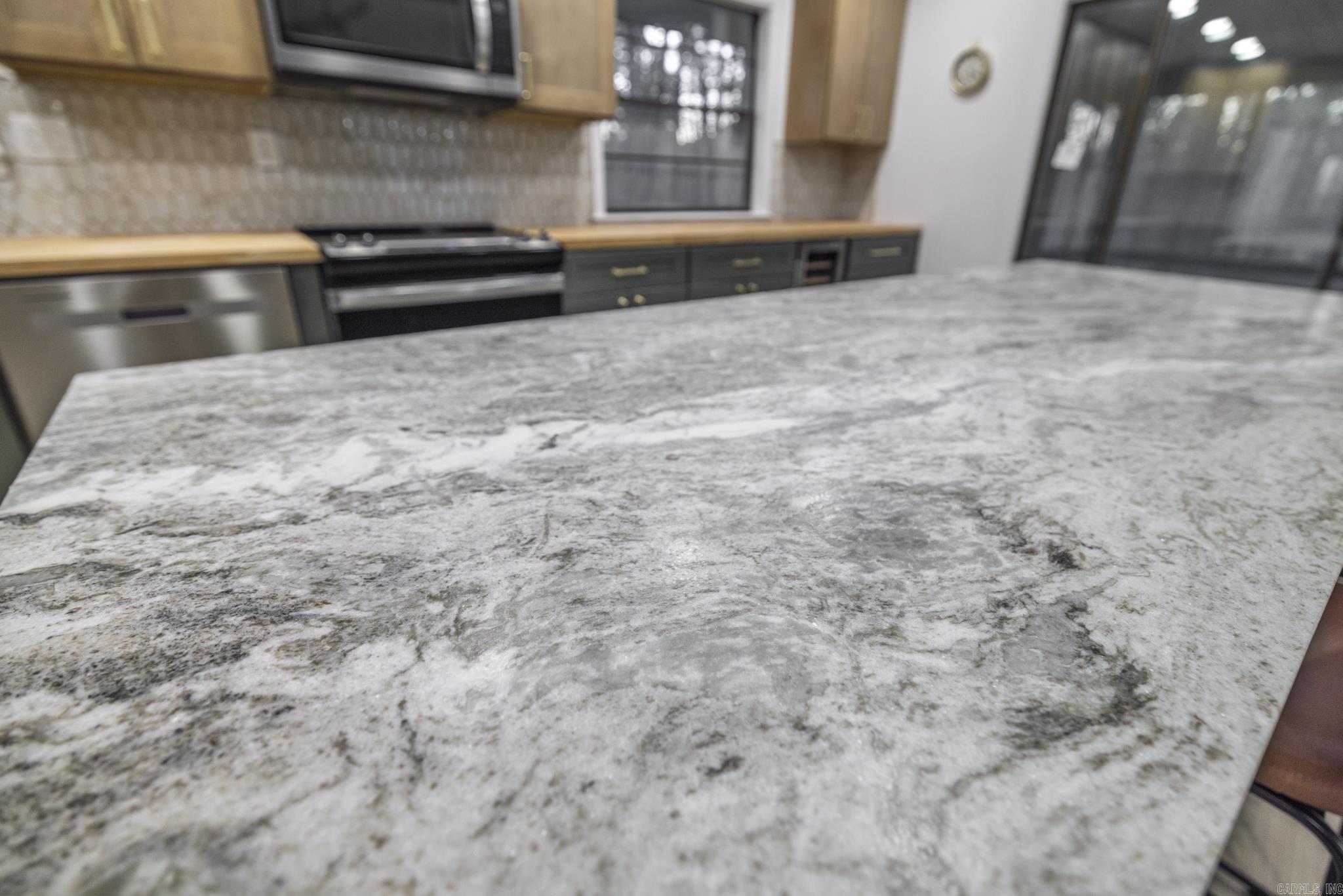 4 Tomino  Hot Springs Village, AR