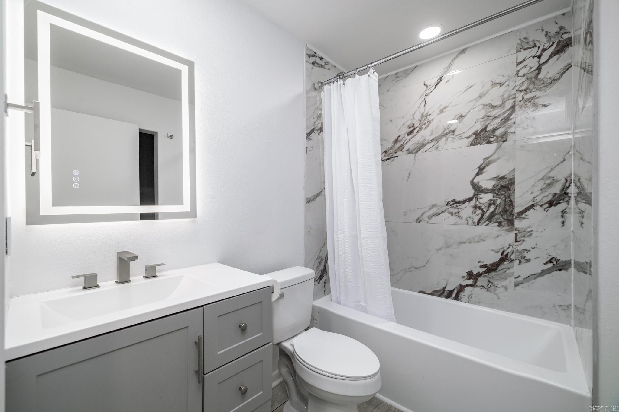 4 Tomino  Hot Springs Village, AR