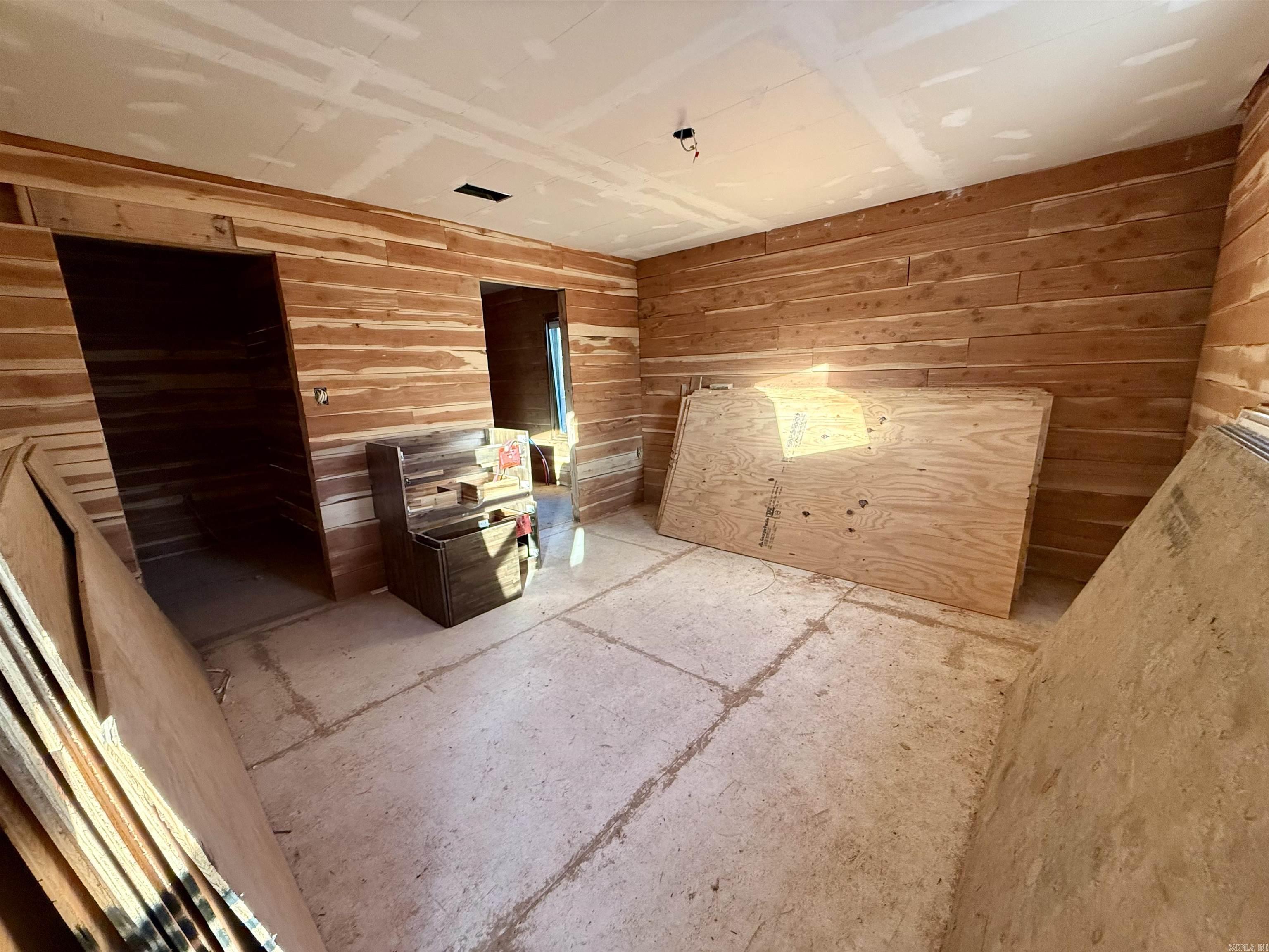 219 CR 819  Gamaliel, AR