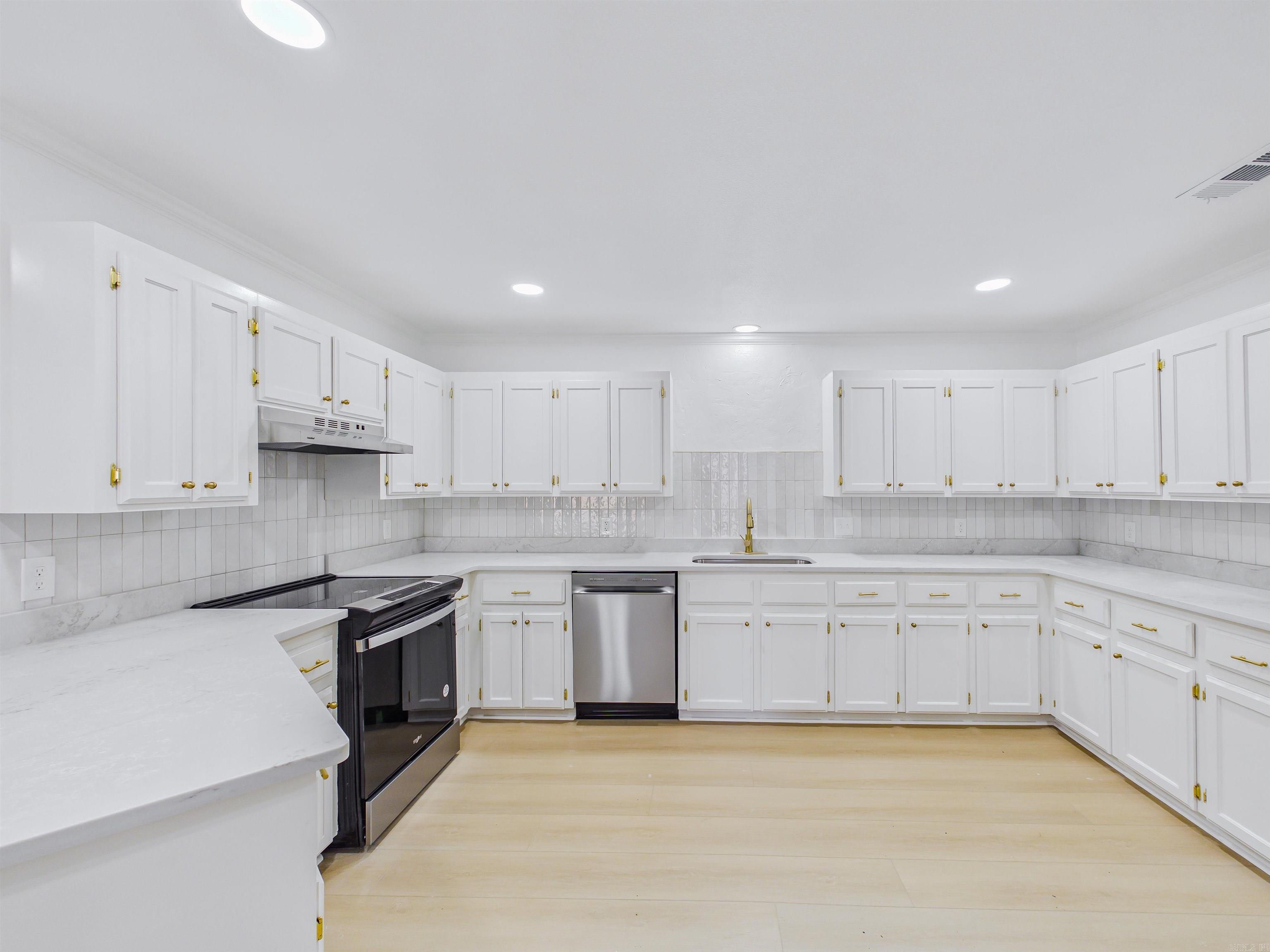 2830 Anna  Conway, AR