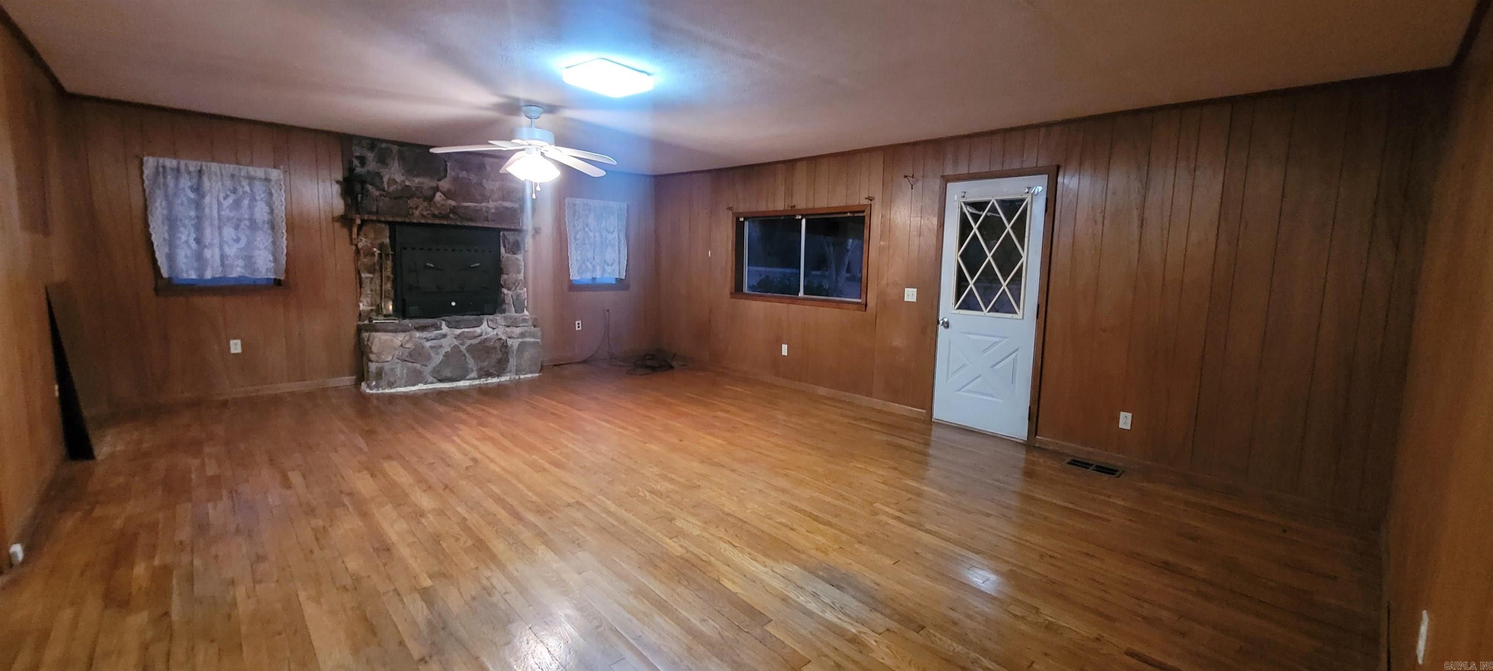 192 Albion  Searcy, AR