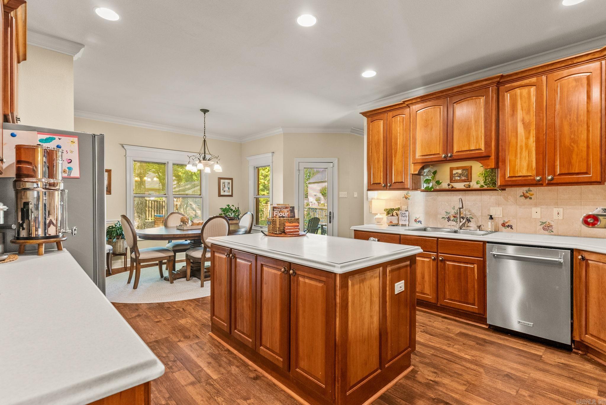 5721 Riviera Drive  Benton, AR