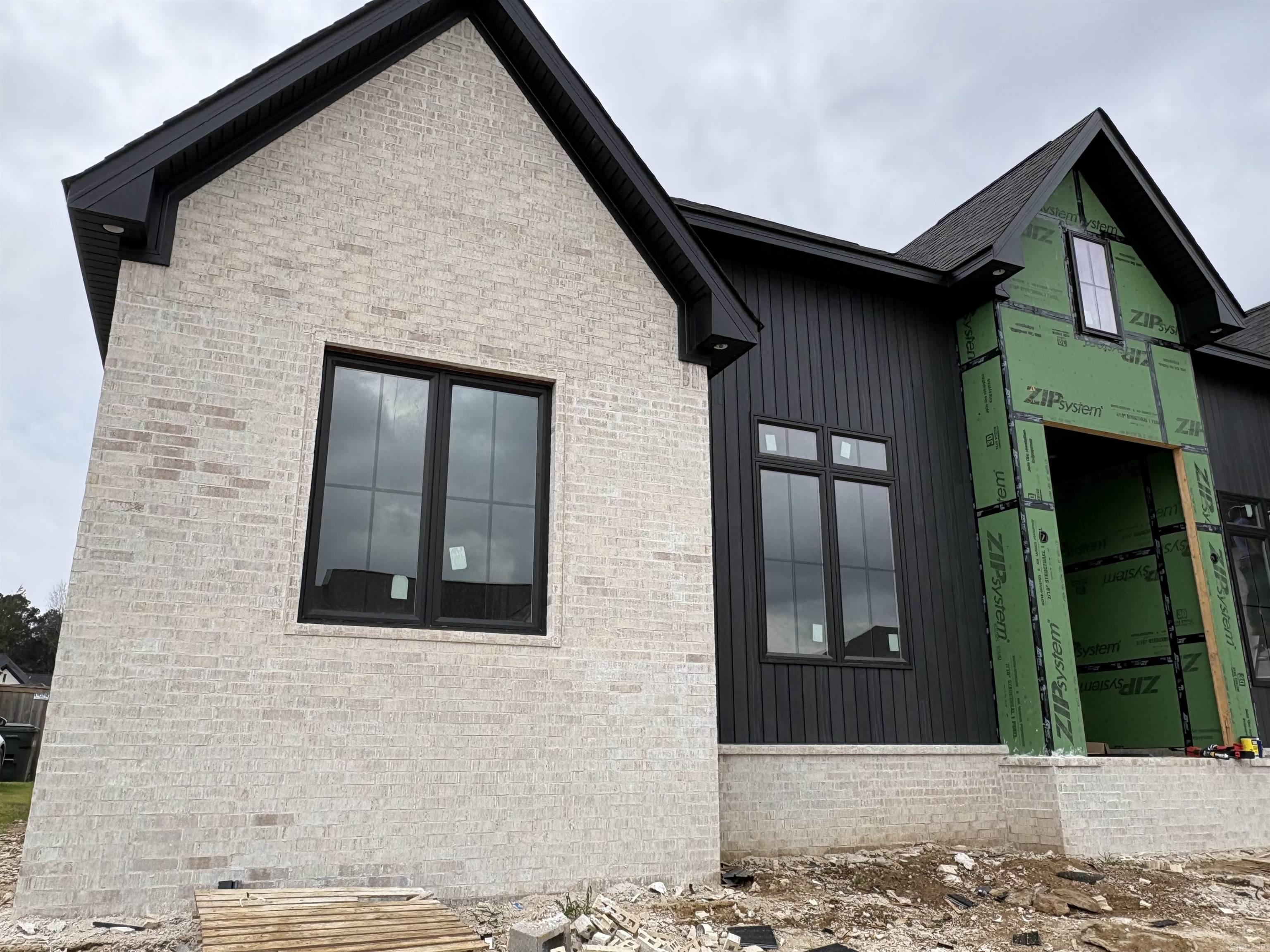 1515 Southwinds  Conway, AR