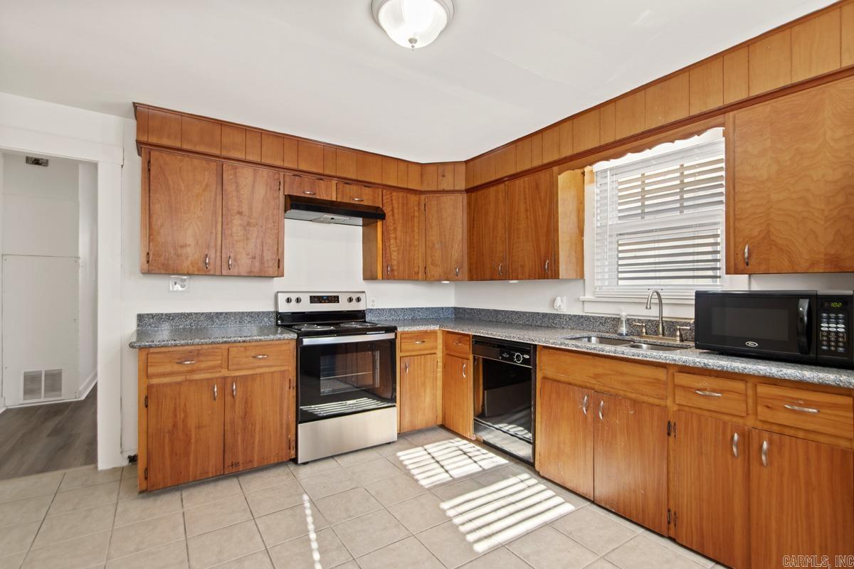 5325 B Street  Little Rock, AR