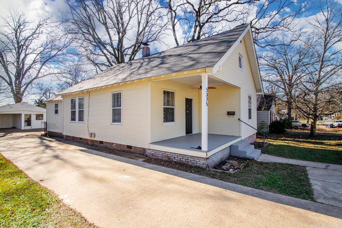 5325 B Street  Little Rock, AR