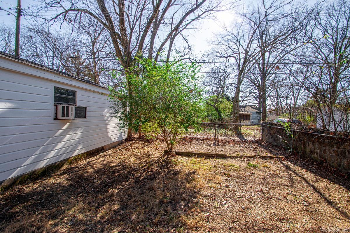 5325 B Street  Little Rock, AR