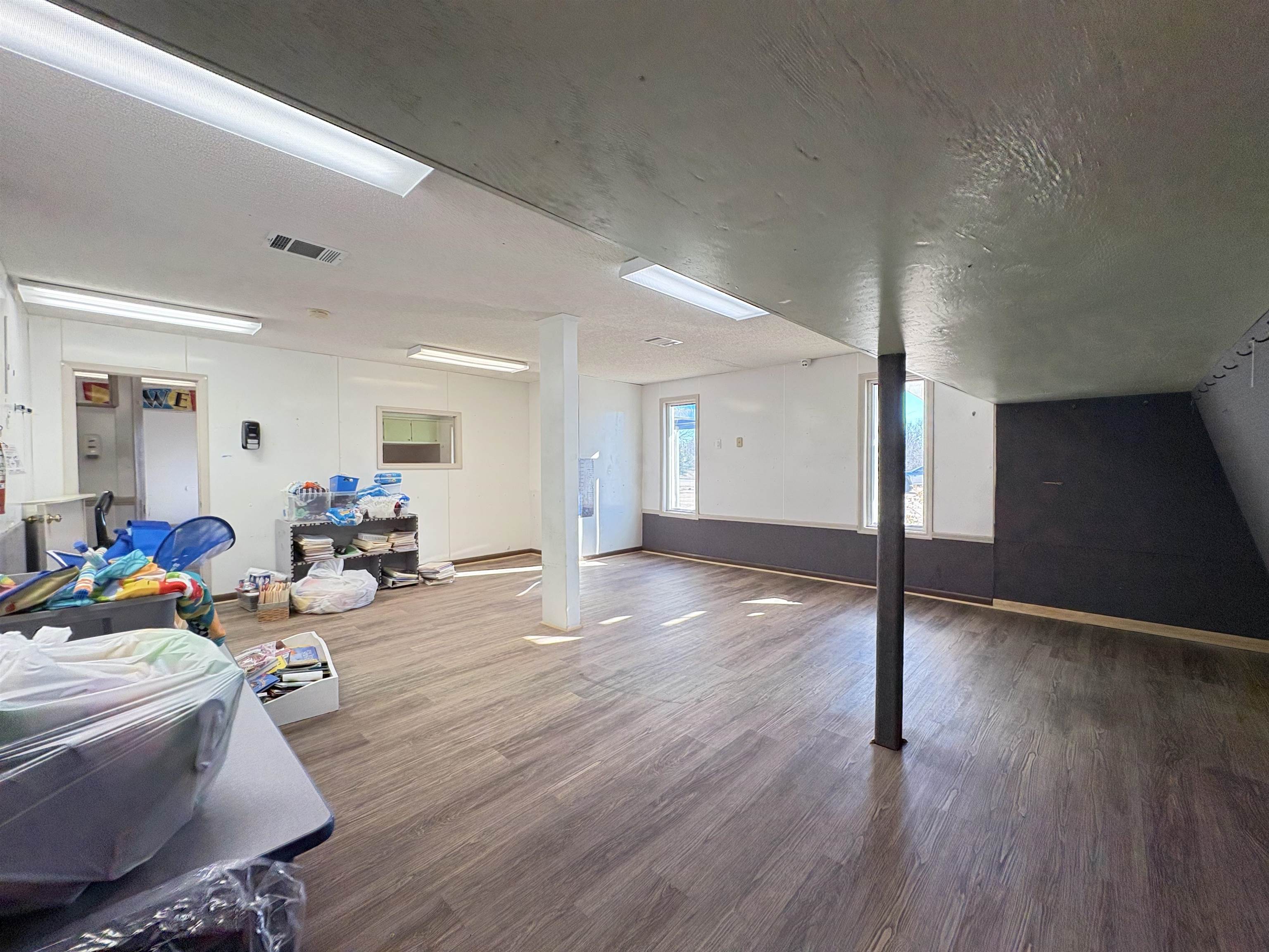 1647 HWY 62/412  Highland, AR