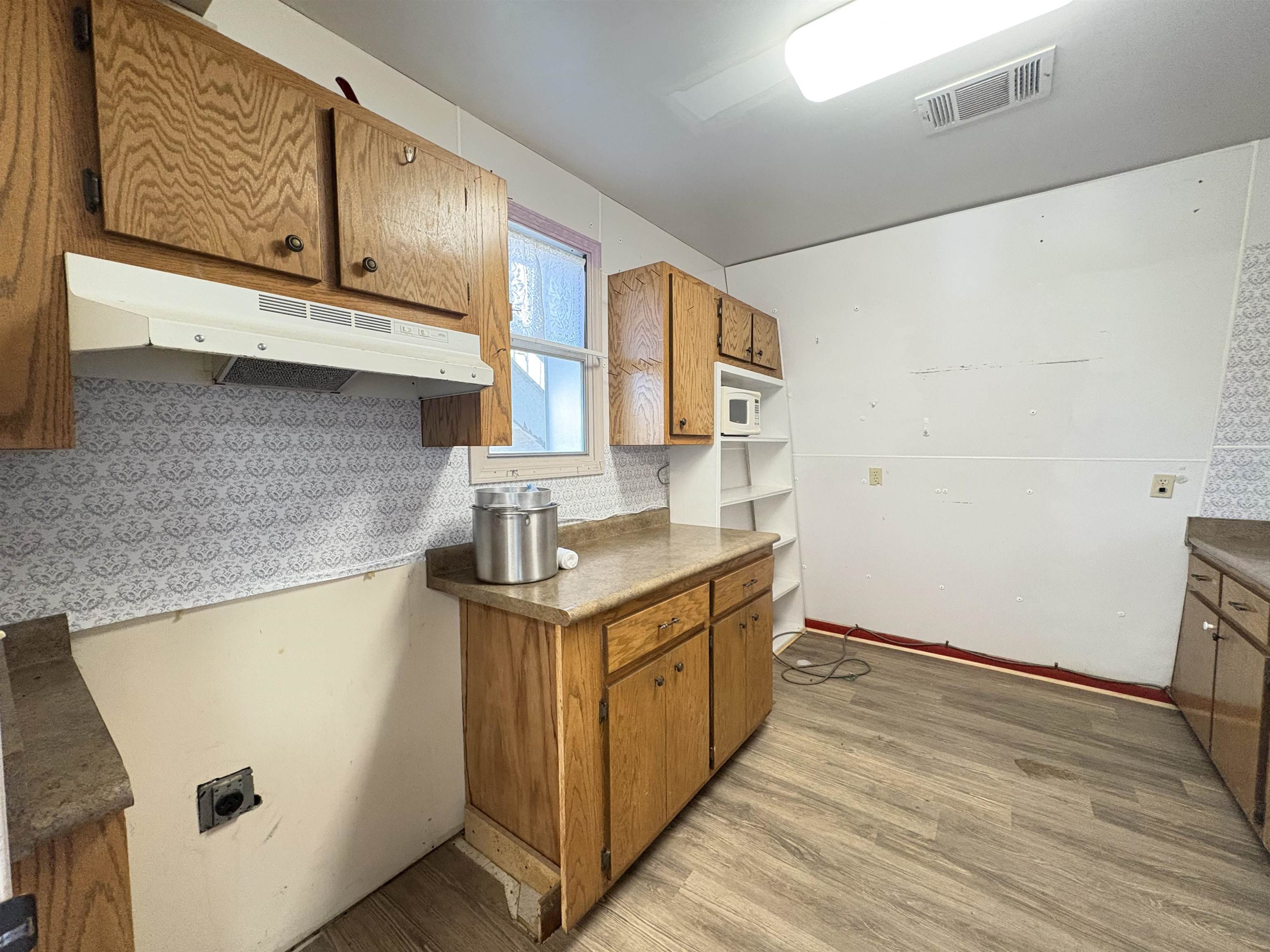 1647 HWY 62/412  Highland, AR