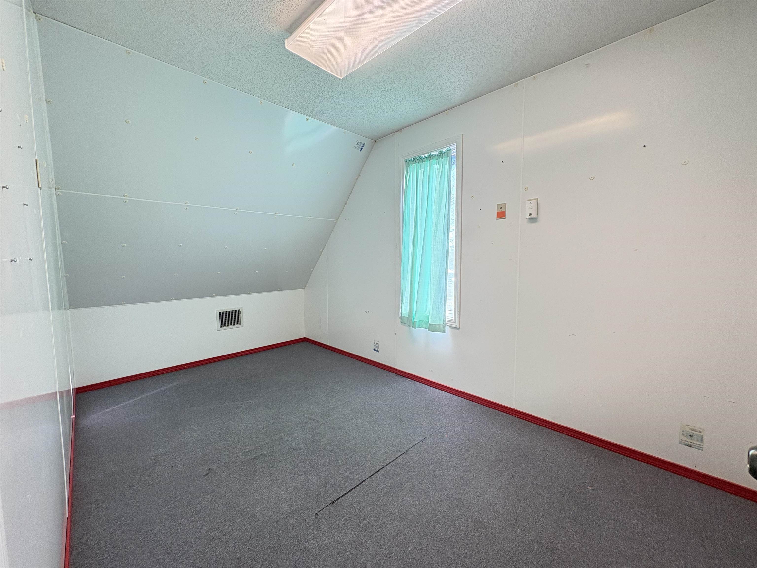 1647 HWY 62/412  Highland, AR