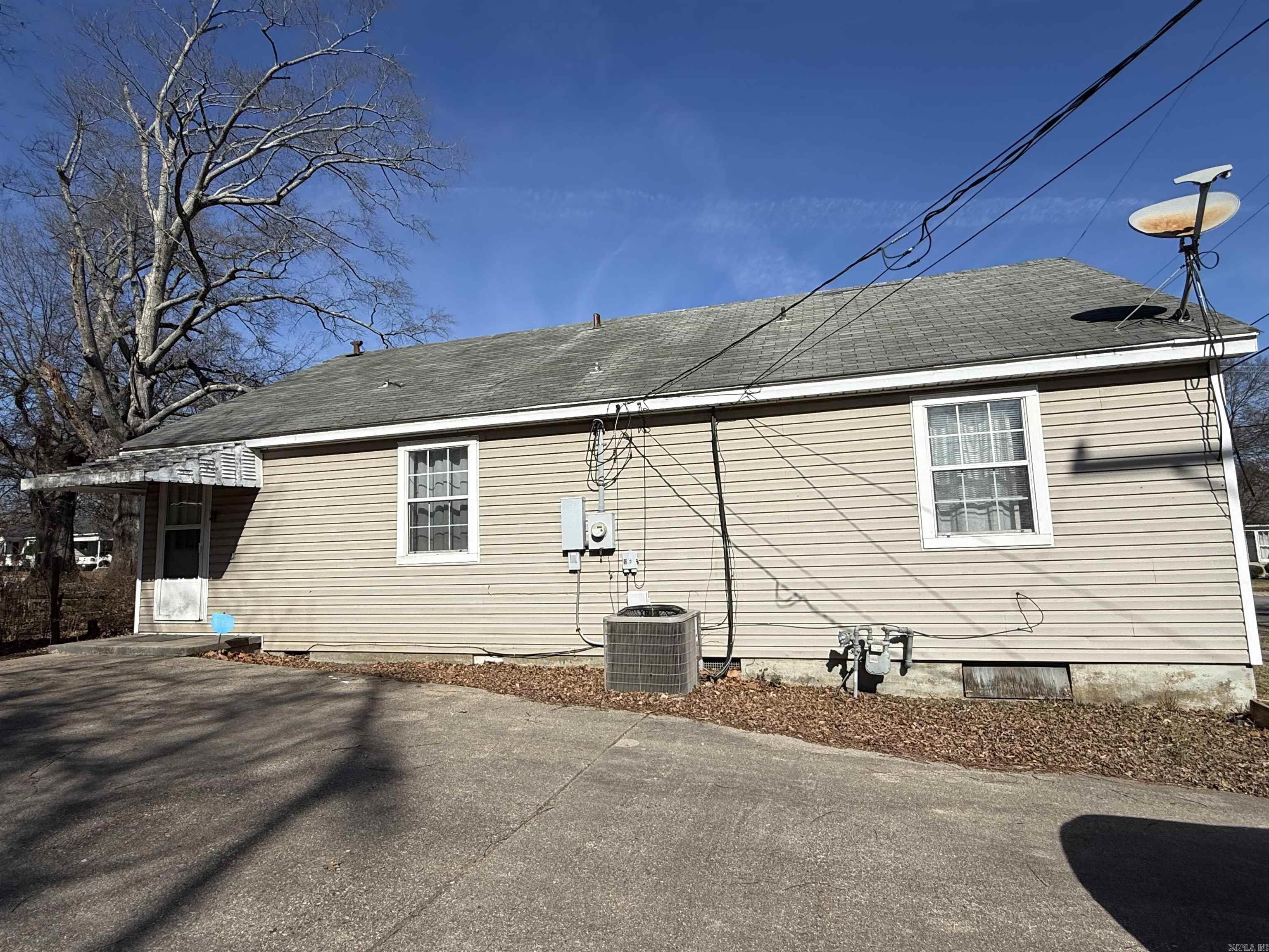 138 E Shelton  Monticello, AR