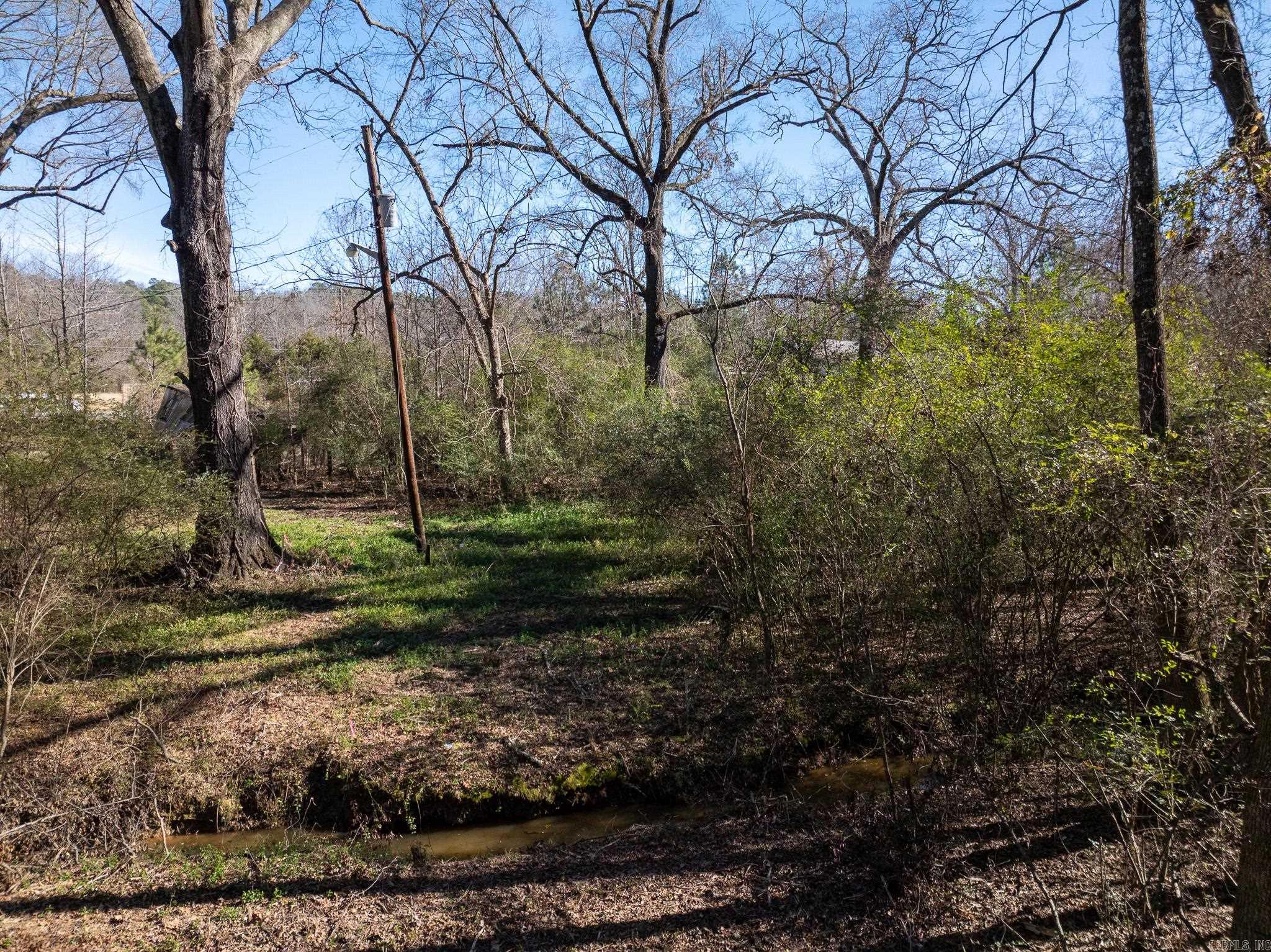 12609 N Macarthur  North Little Rock, AR