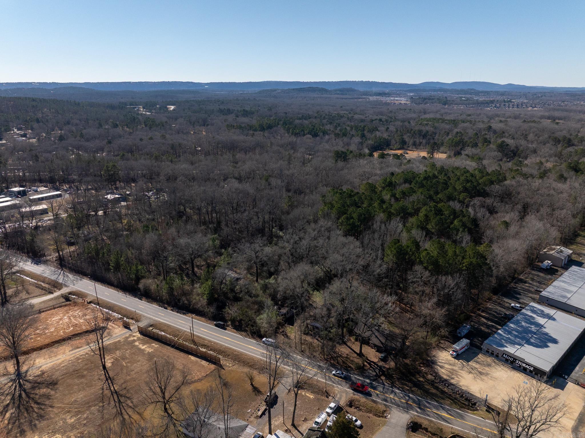 12609 N Macarthur  North Little Rock, AR