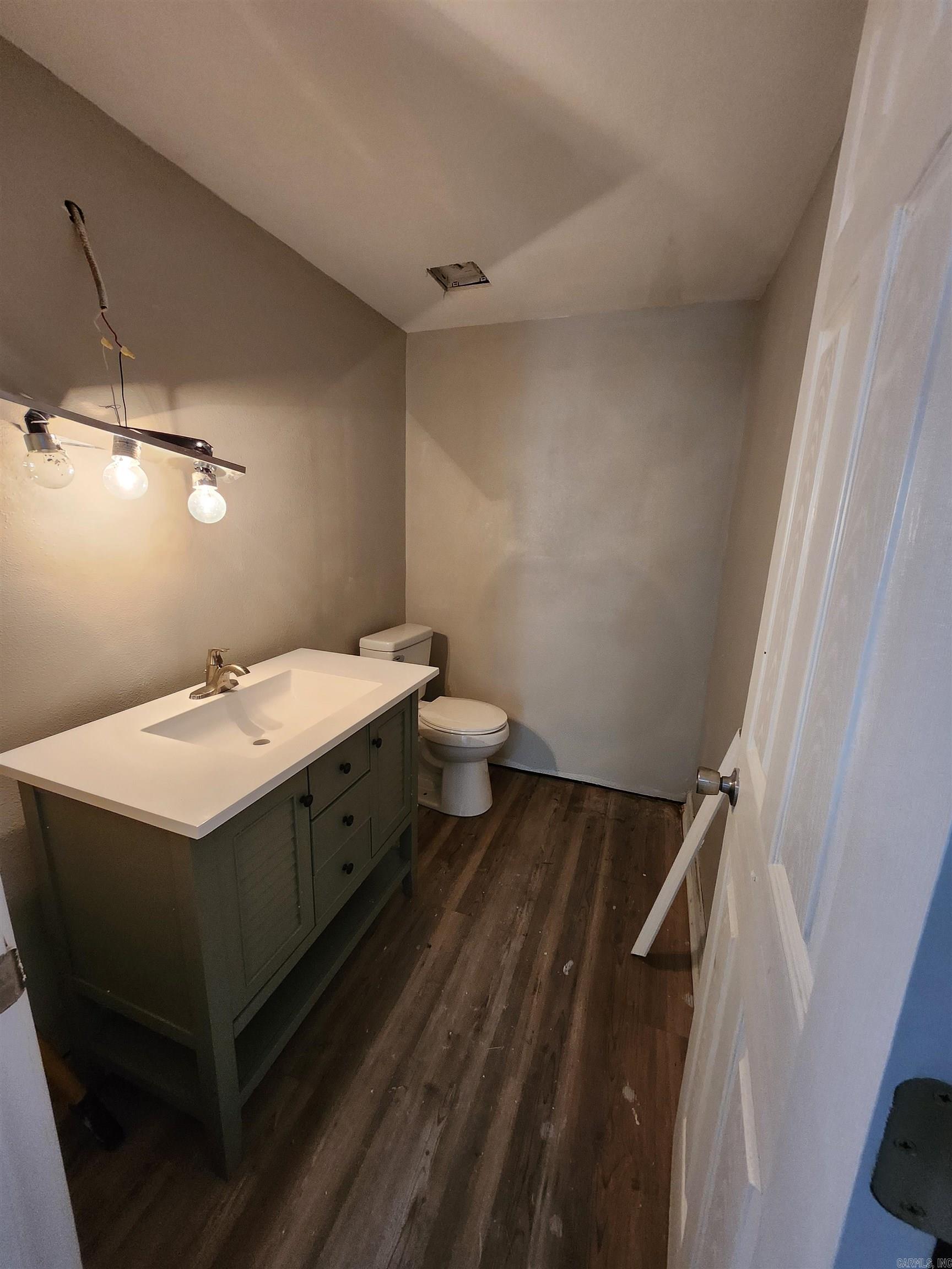 2309 E 6th  Pine Bluff, AR