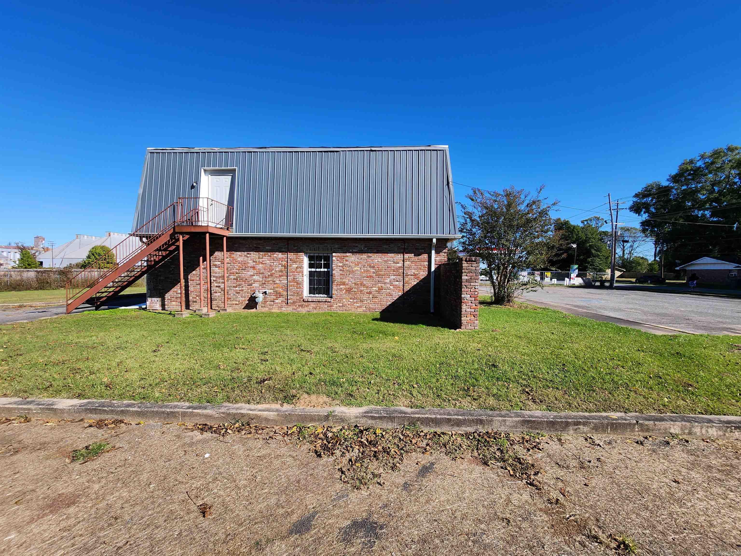 2309 E 6th  Pine Bluff, AR