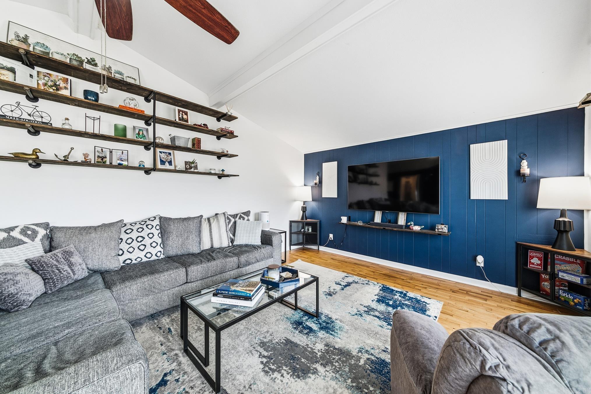 910 Markham  Ward, AR