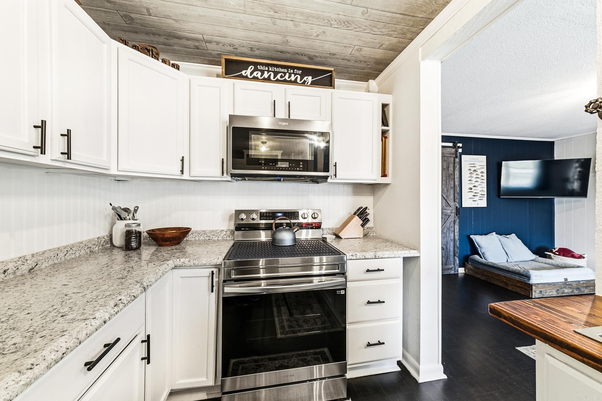 910 Markham  Ward, AR