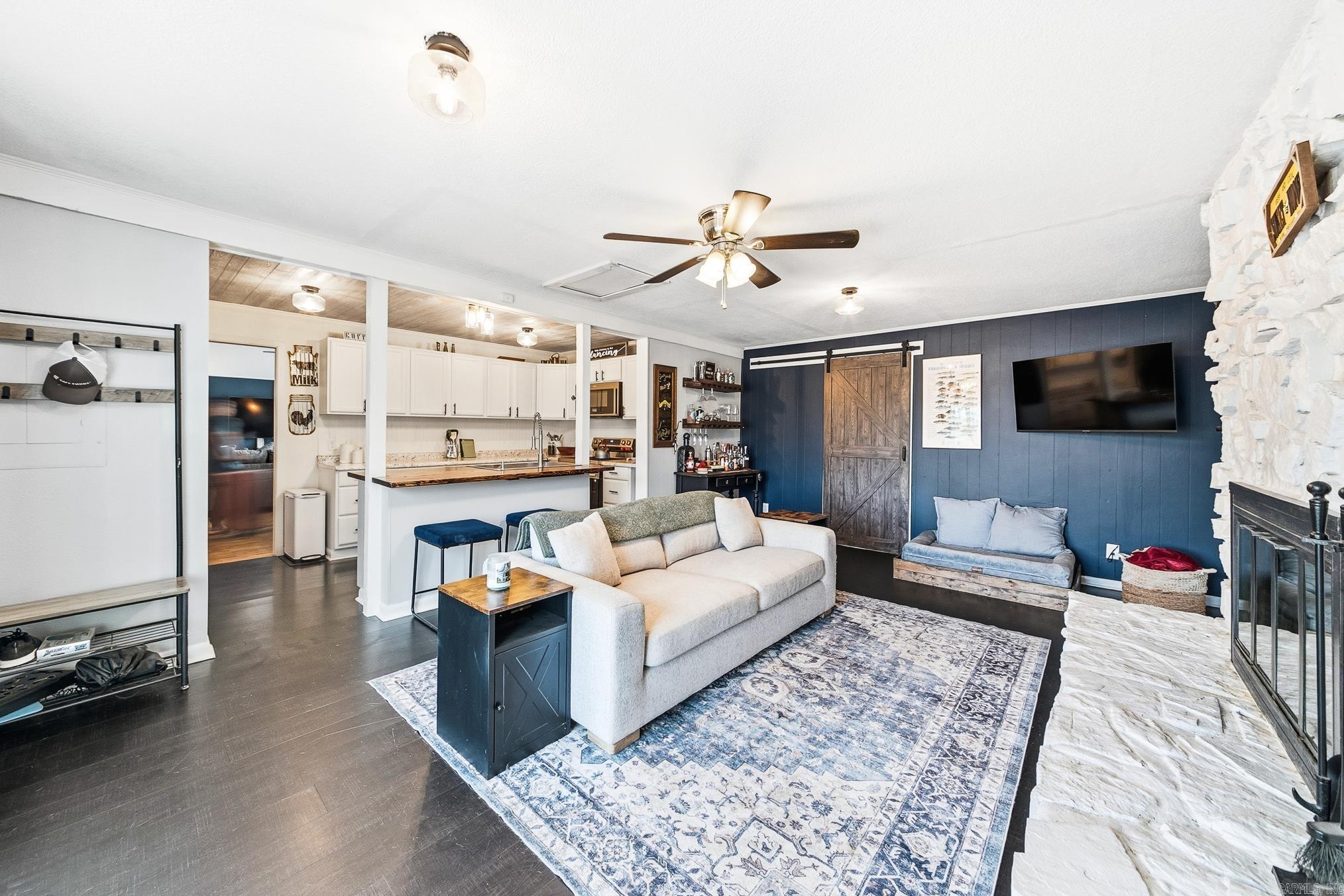 910 Markham  Ward, AR