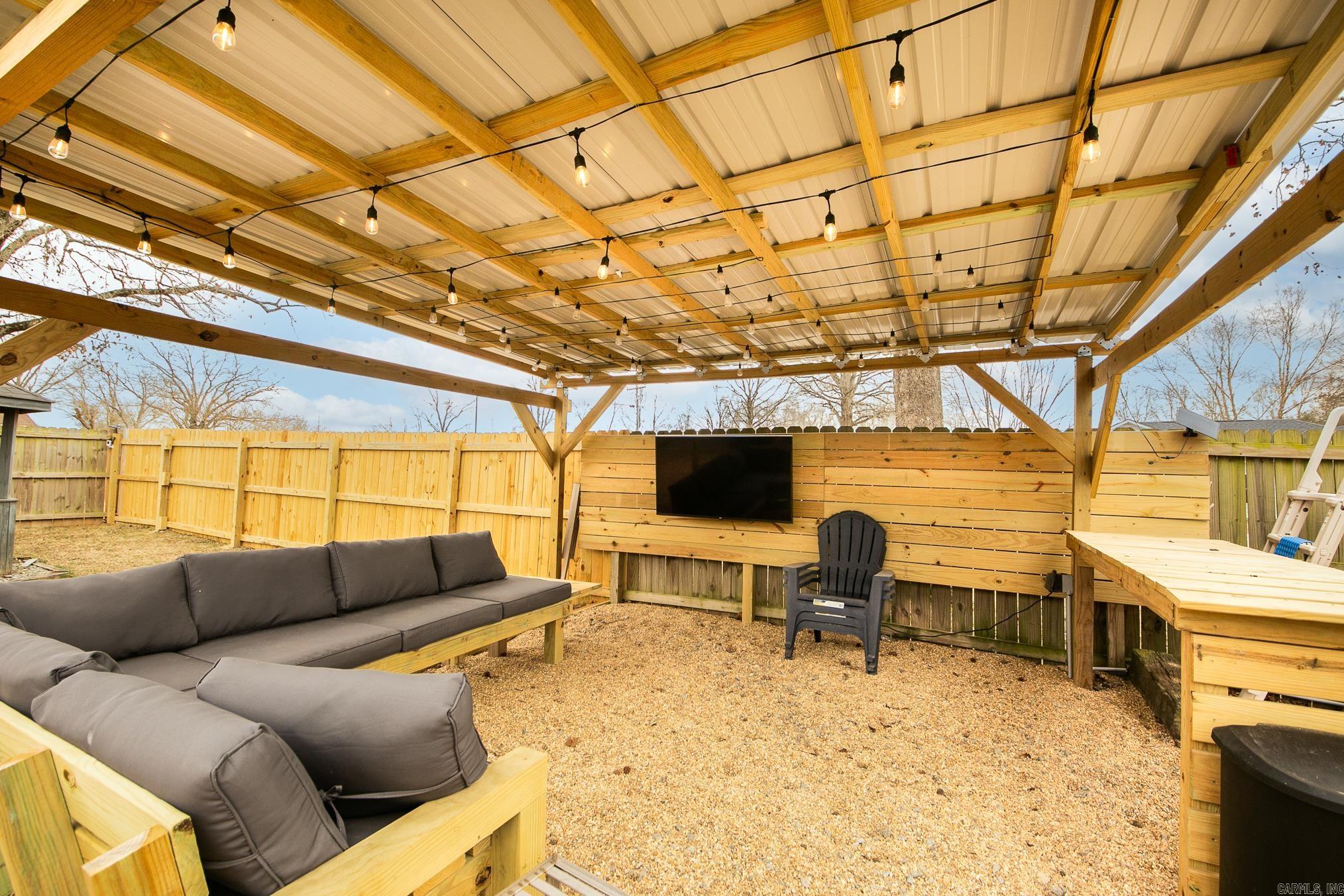 910 Markham  Ward, AR