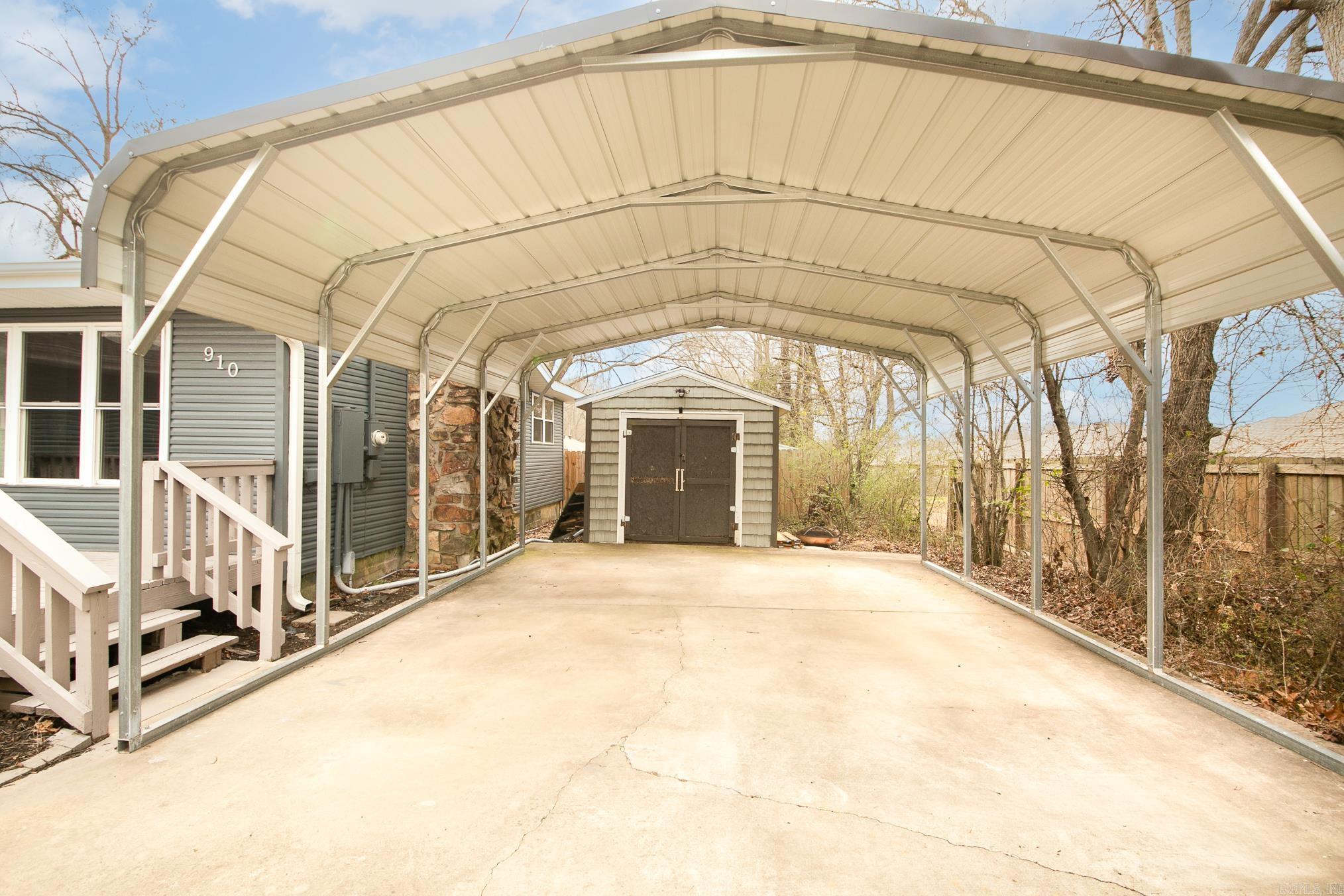 910 Markham  Ward, AR