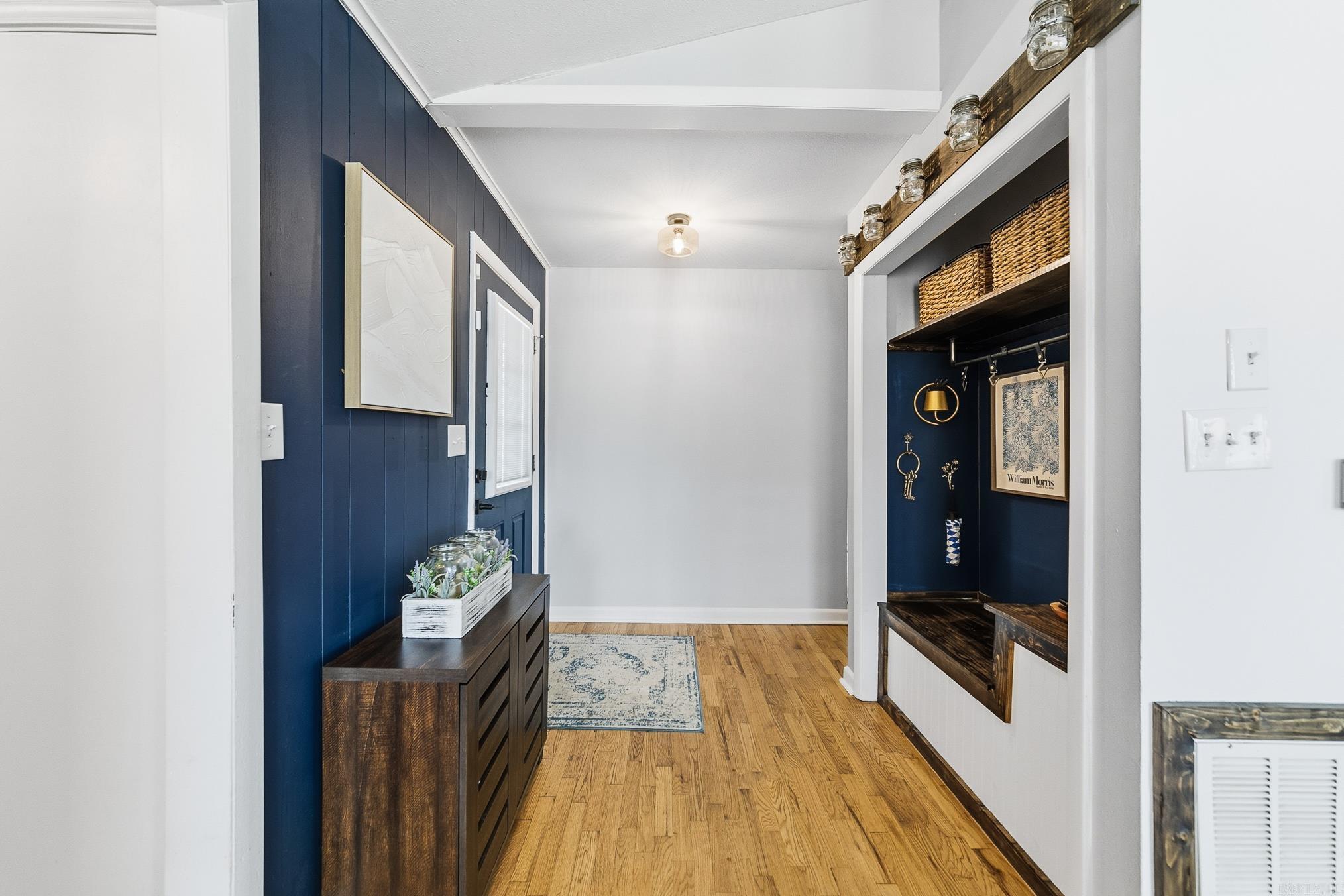 910 Markham  Ward, AR