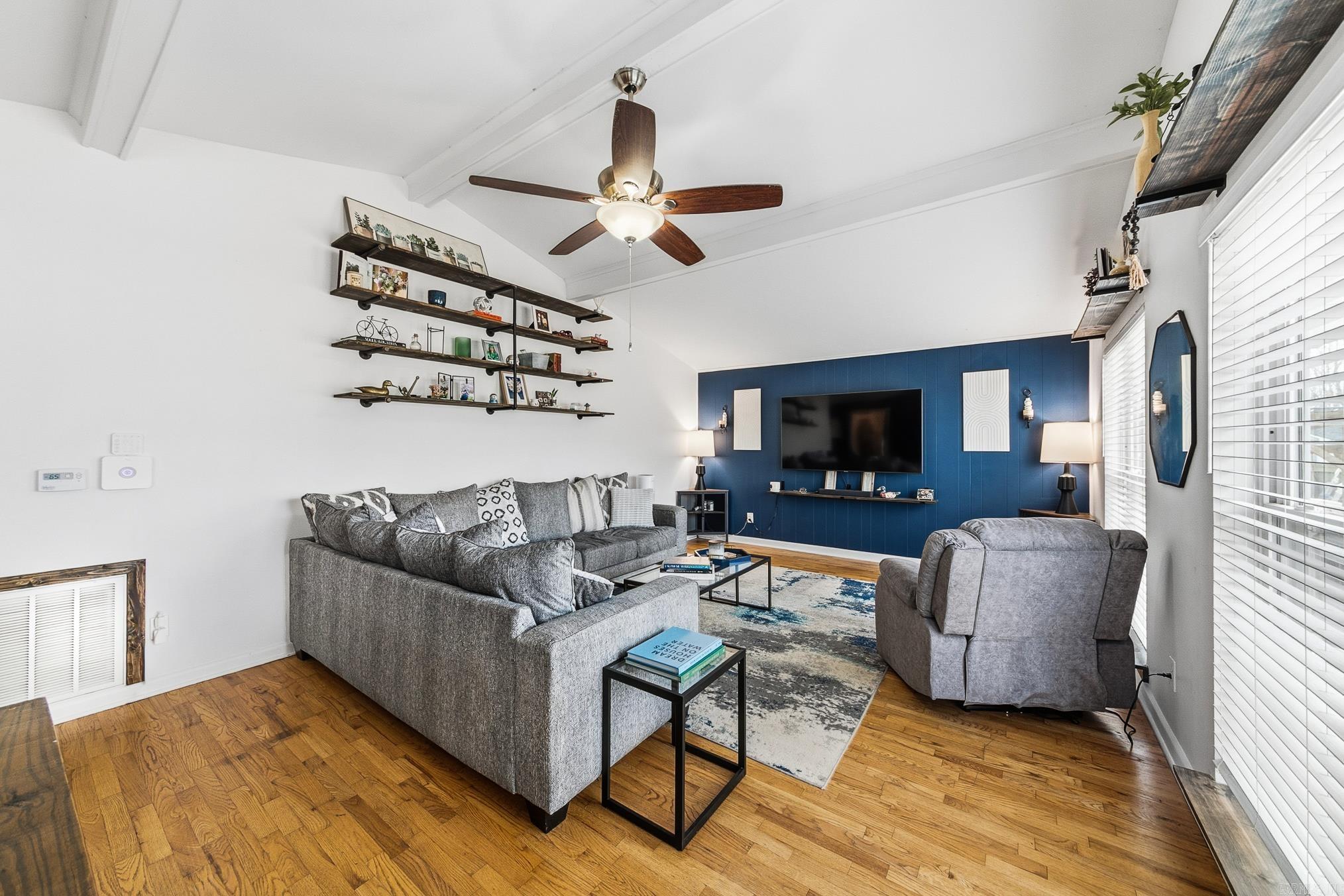 910 Markham  Ward, AR