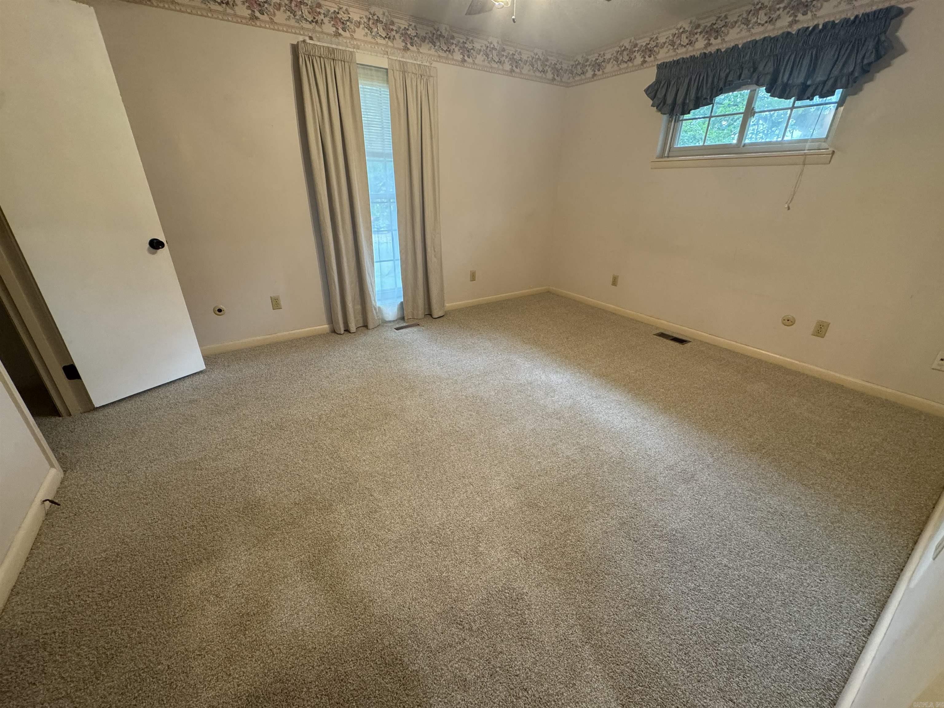 5713 N Walnut Street North Little Rock, AR 72116