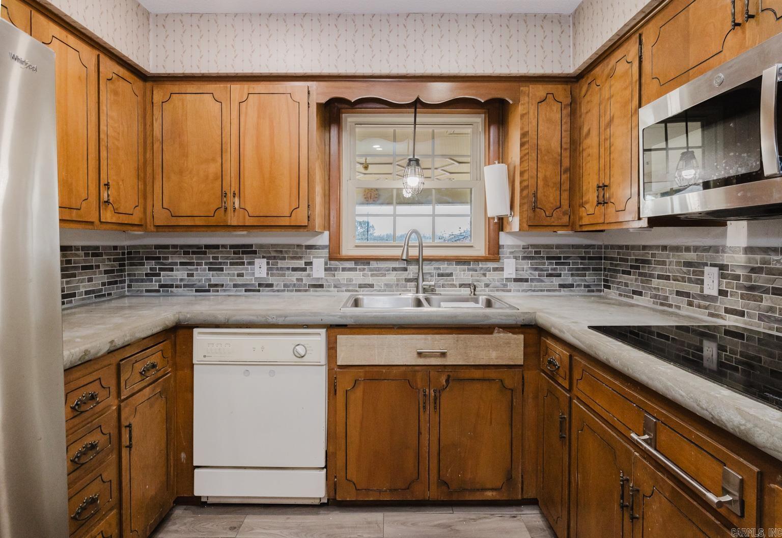 5713 N Walnut  North Little Rock, AR