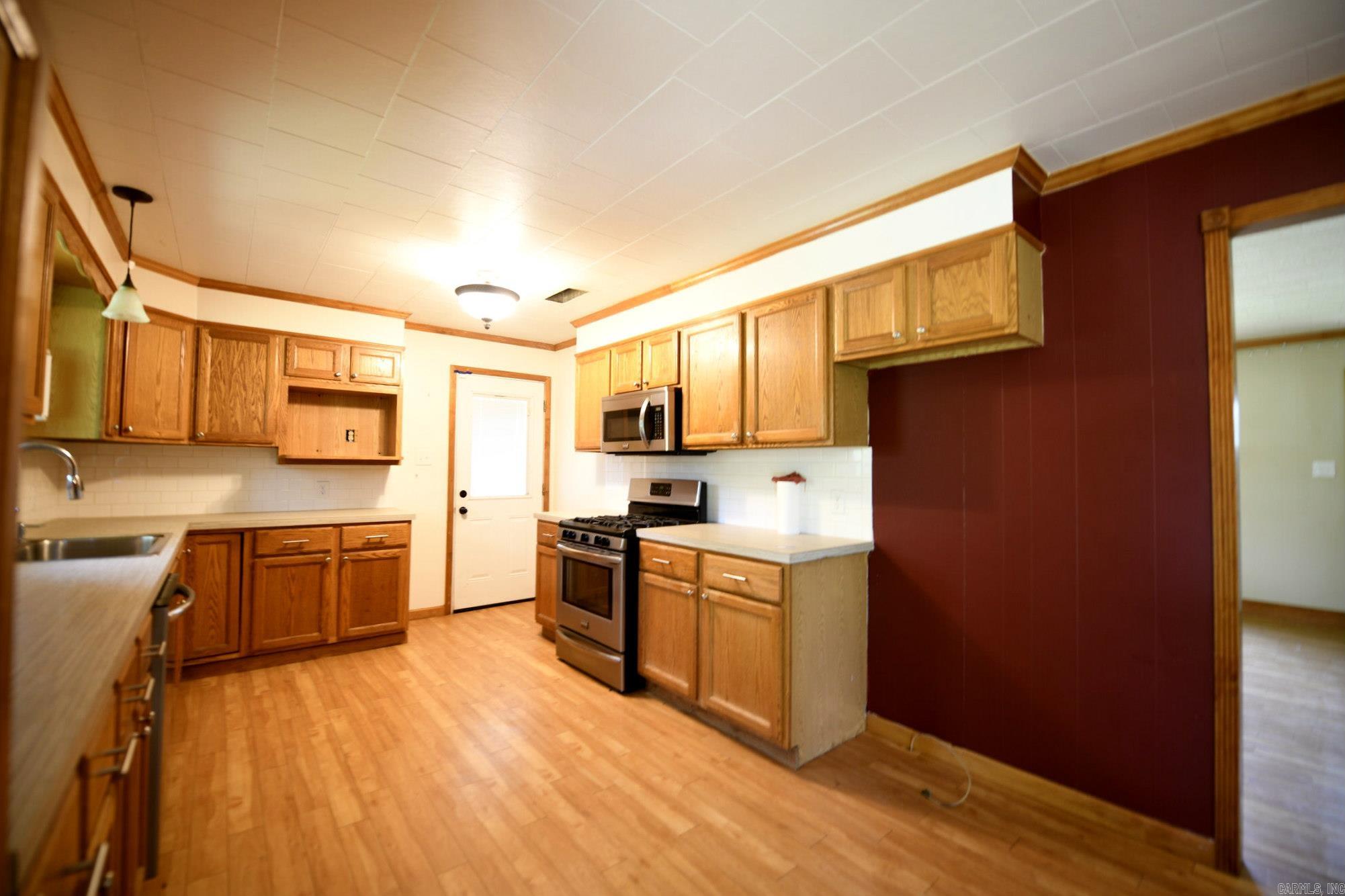 212 Polk Road 88 Mena, AR 71953