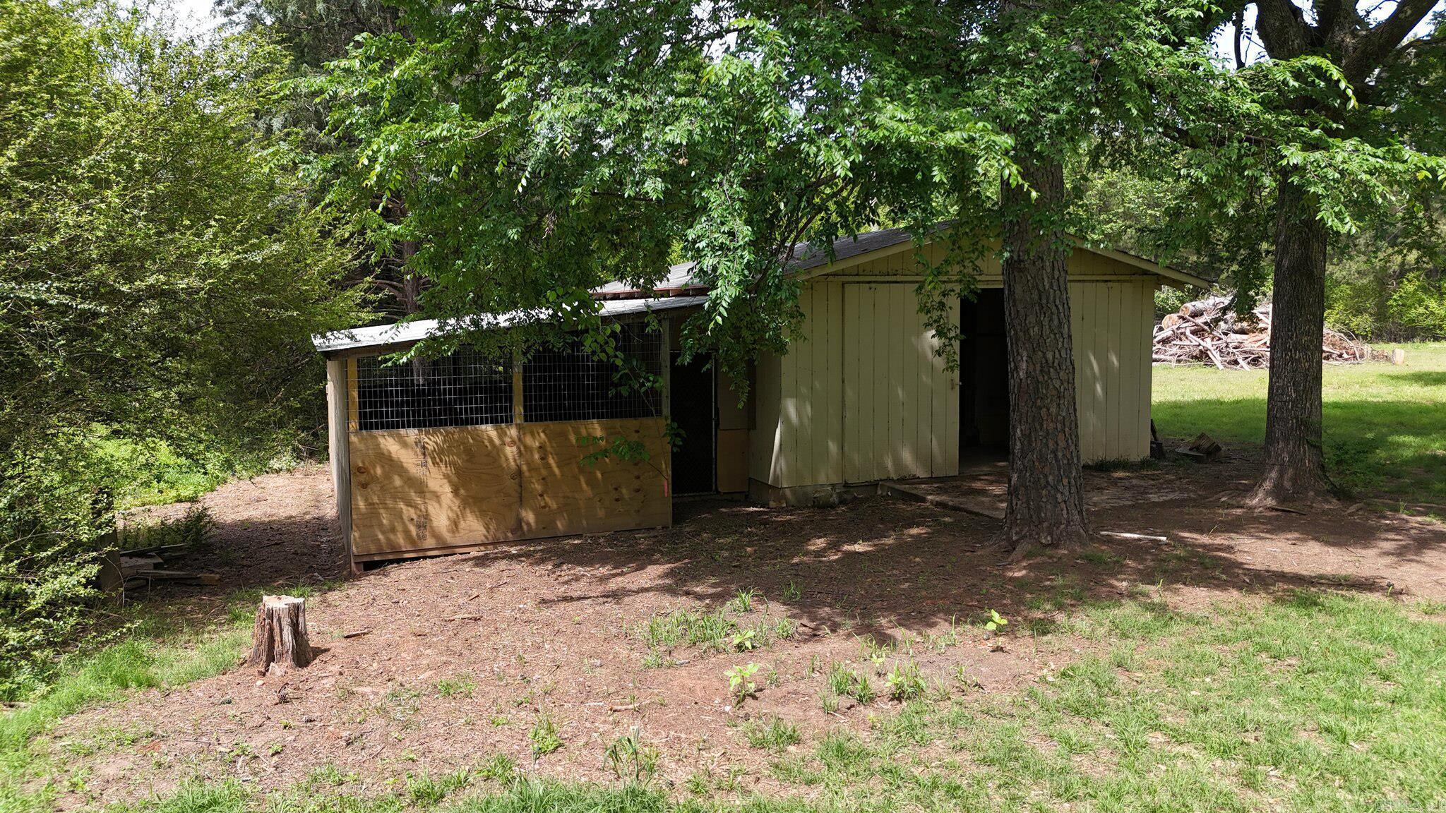 212 Polk Road 88 Mena, AR 71953