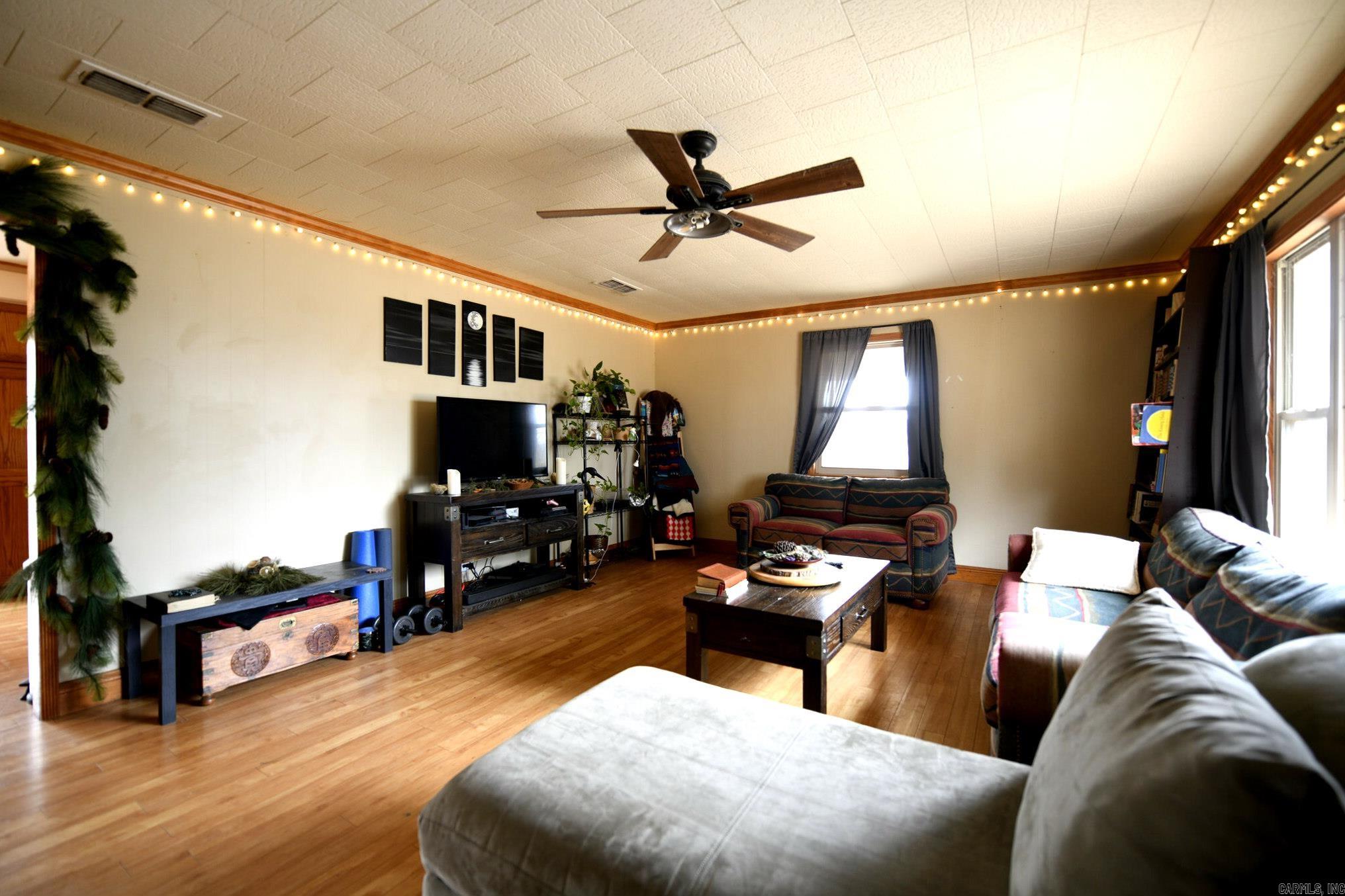 212 Polk Road 88  Mena, AR