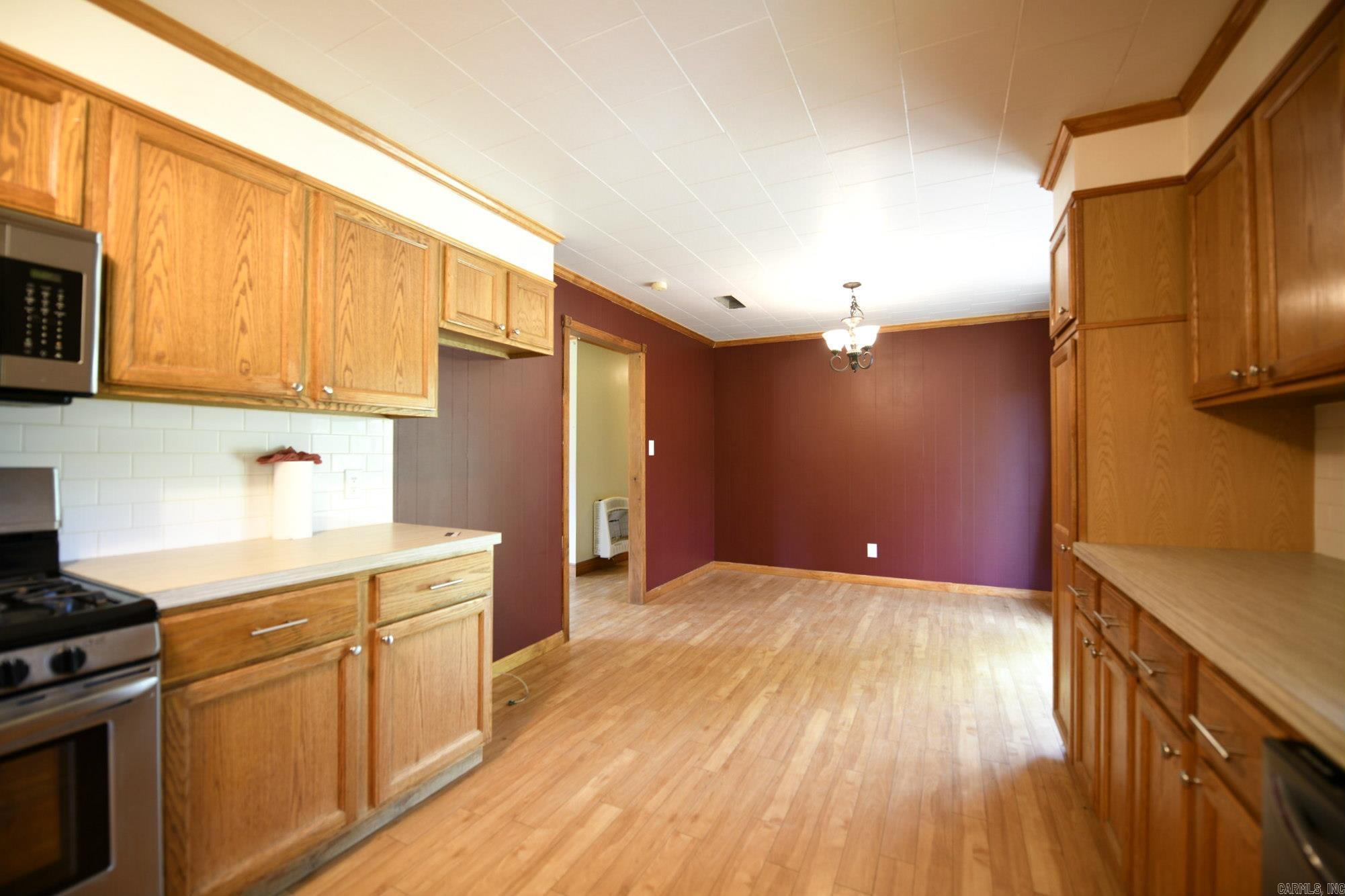 212 Polk Road 88 Mena, AR 71953