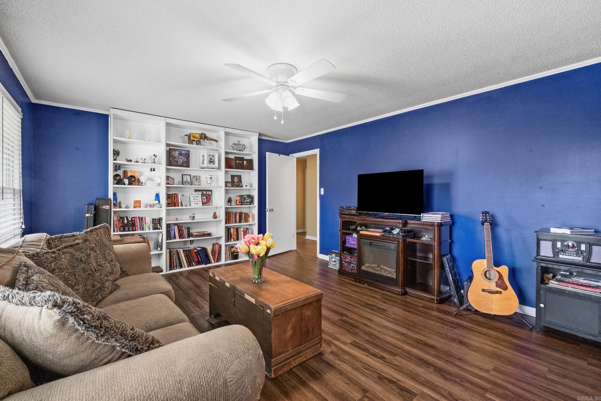 1903 W Arch  Searcy, AR