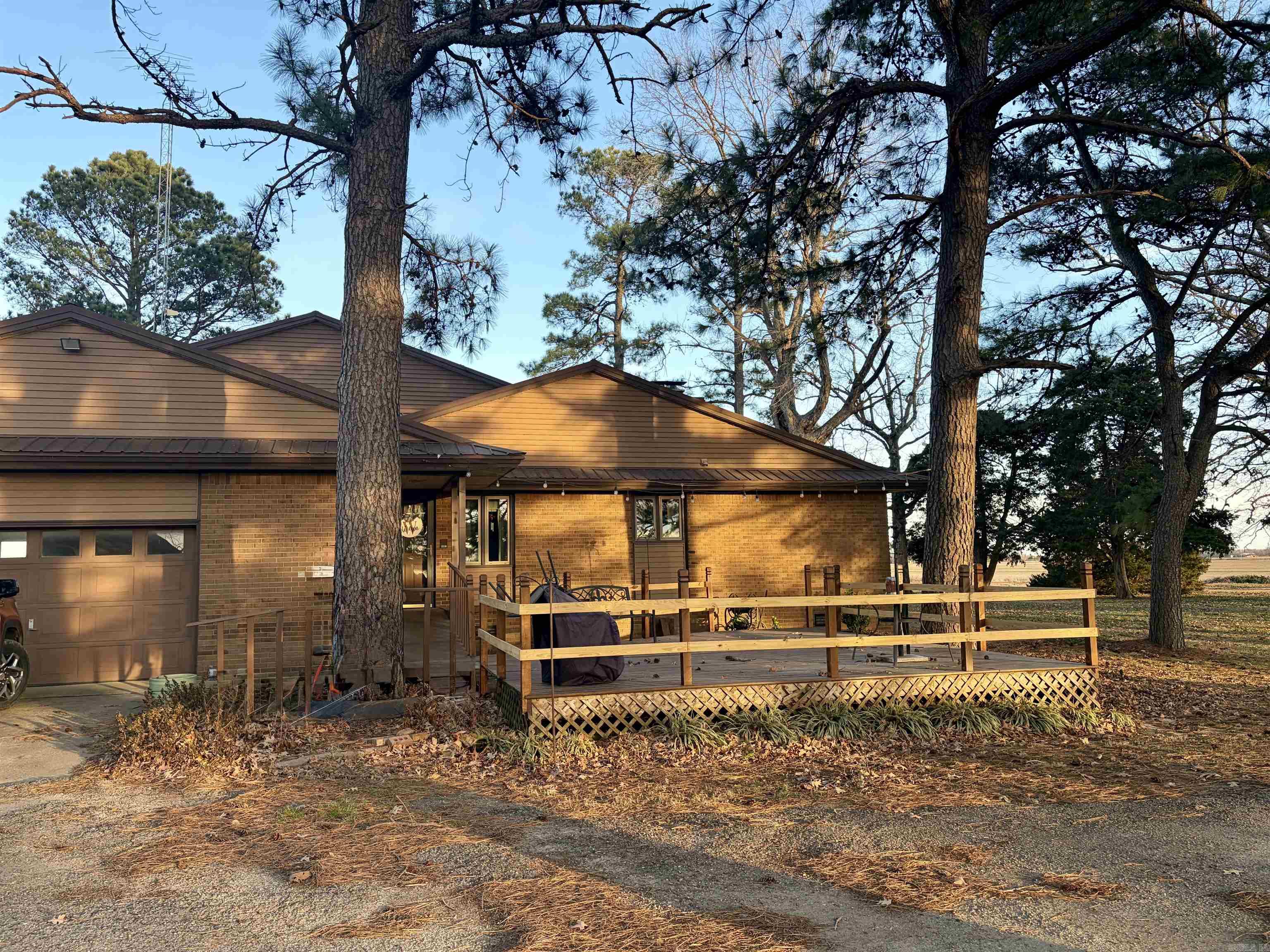 100 CR 1240 Hickory Ridge, AR 72347