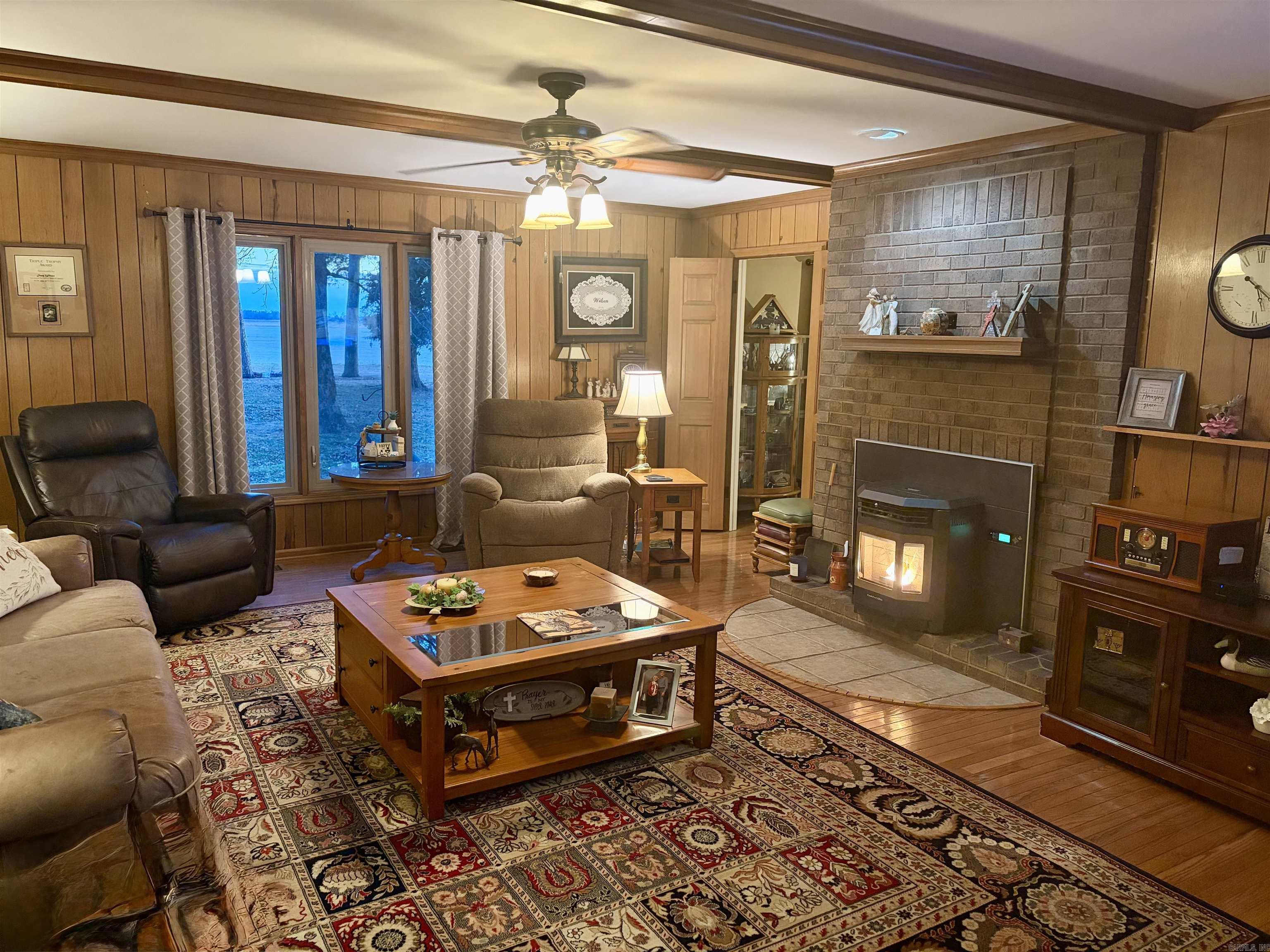 100 CR 1240 Hickory Ridge, AR 72347