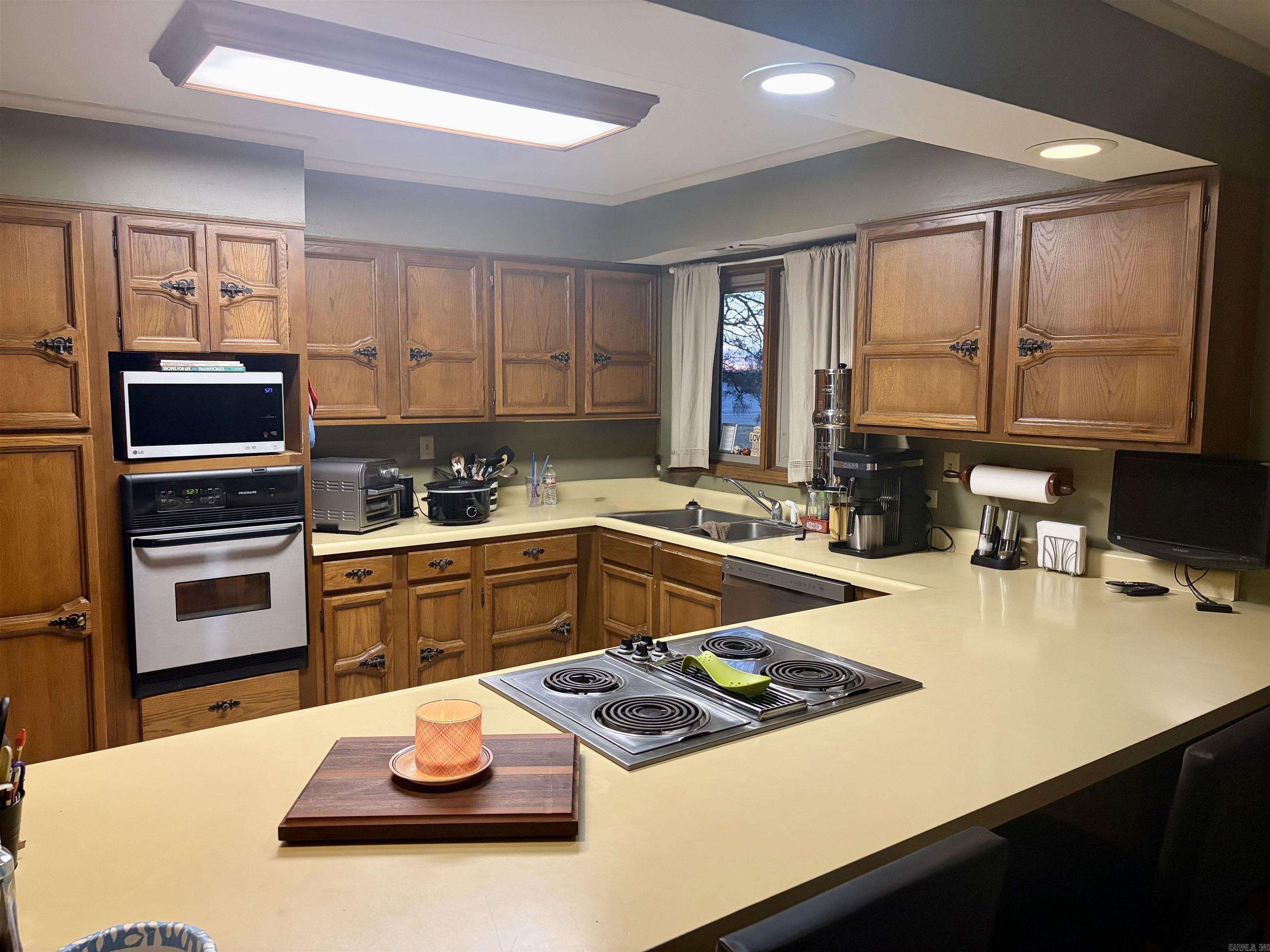 100 CR 1240 Hickory Ridge, AR 72347