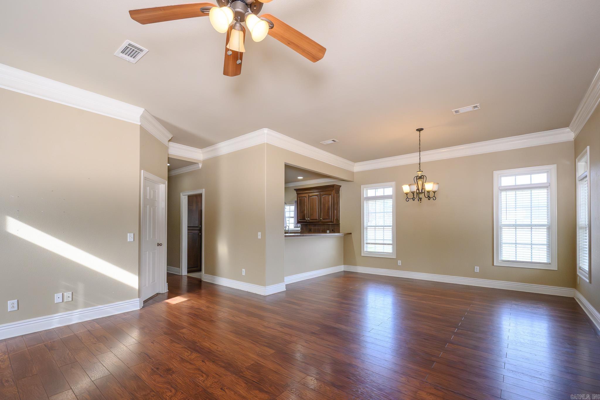 301 11Th St Street Mena, AR 71953