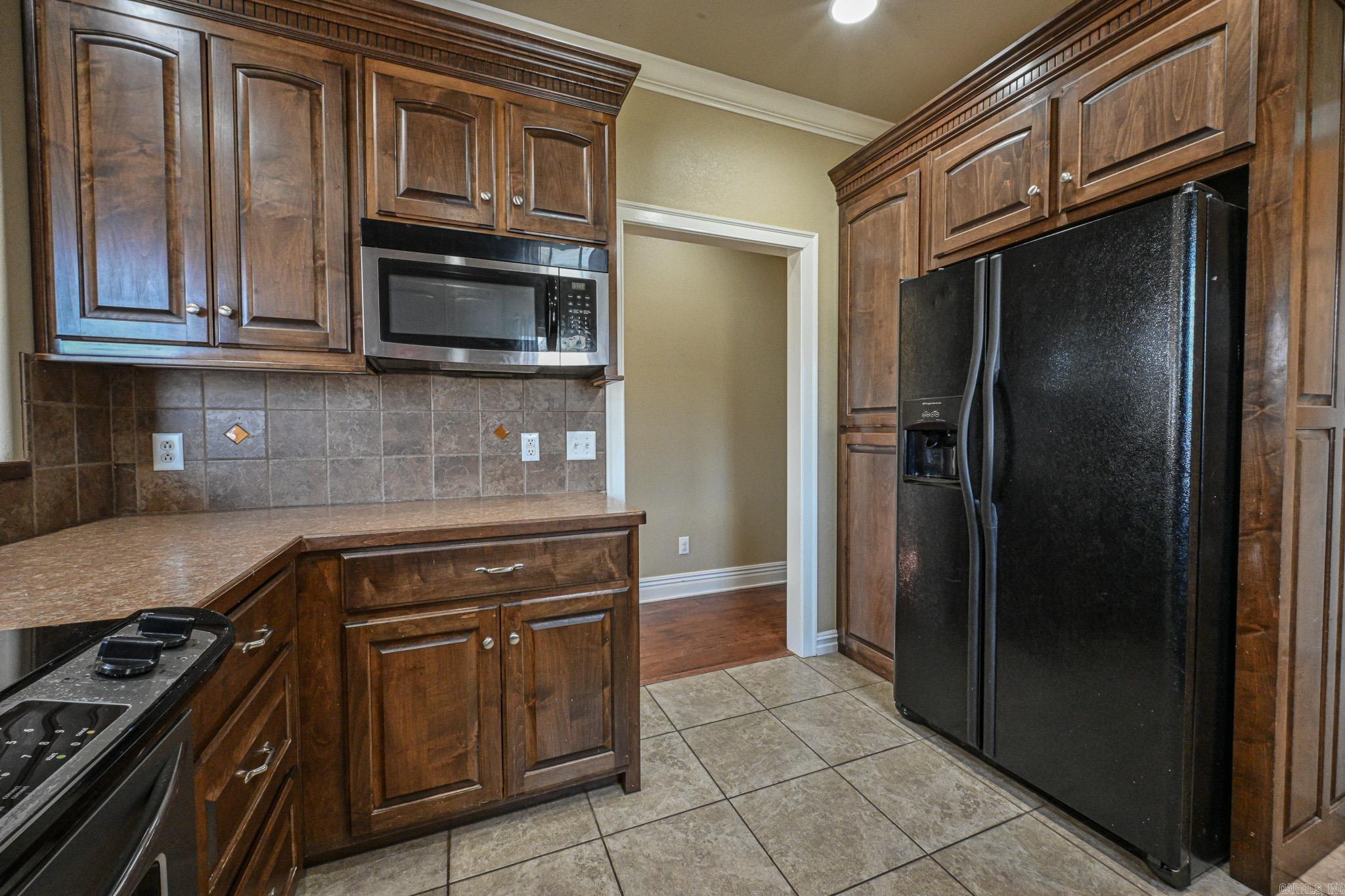 301 11Th St Street Mena, AR 71953