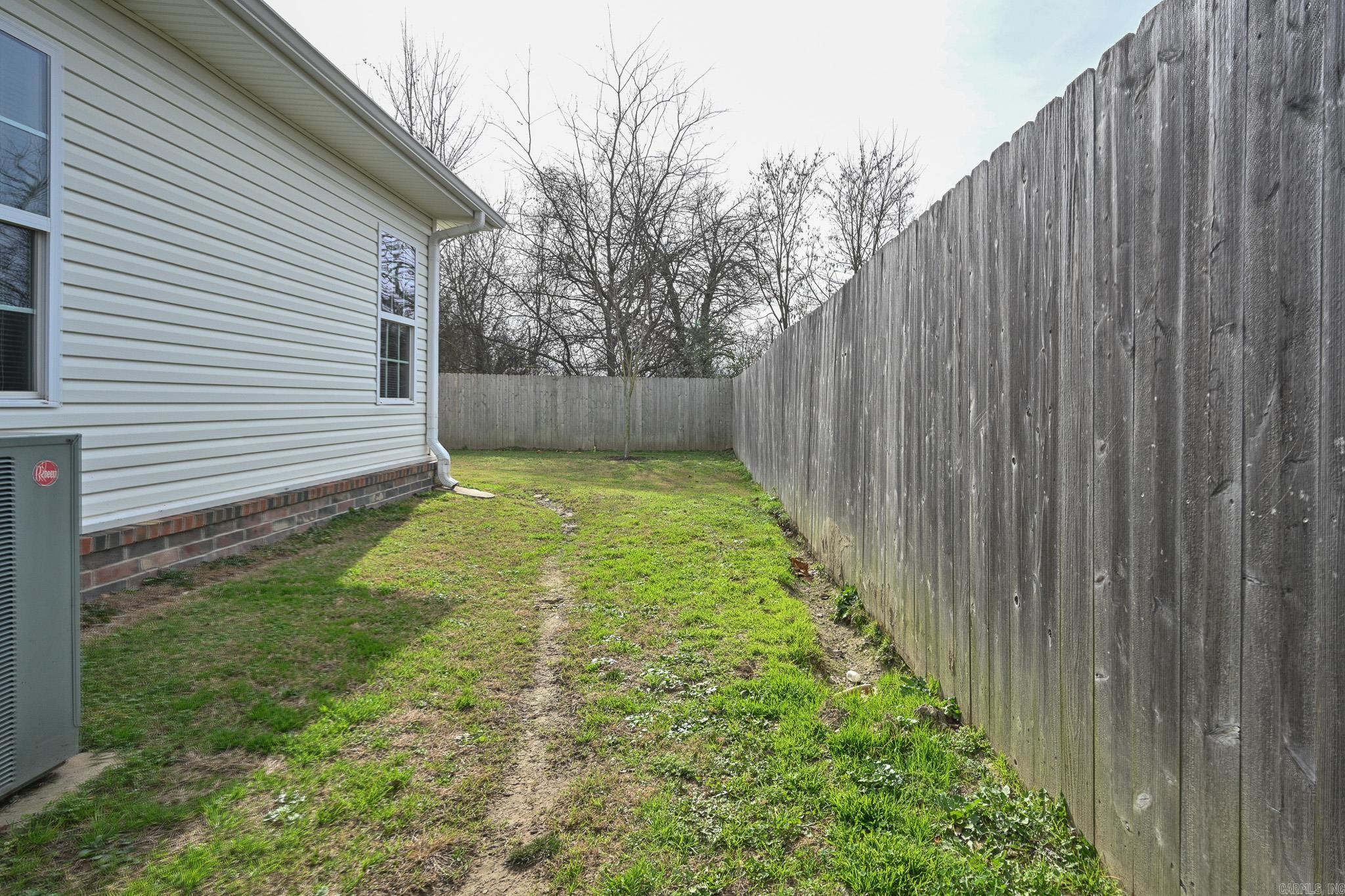 301 11Th St Street Mena, AR 71953