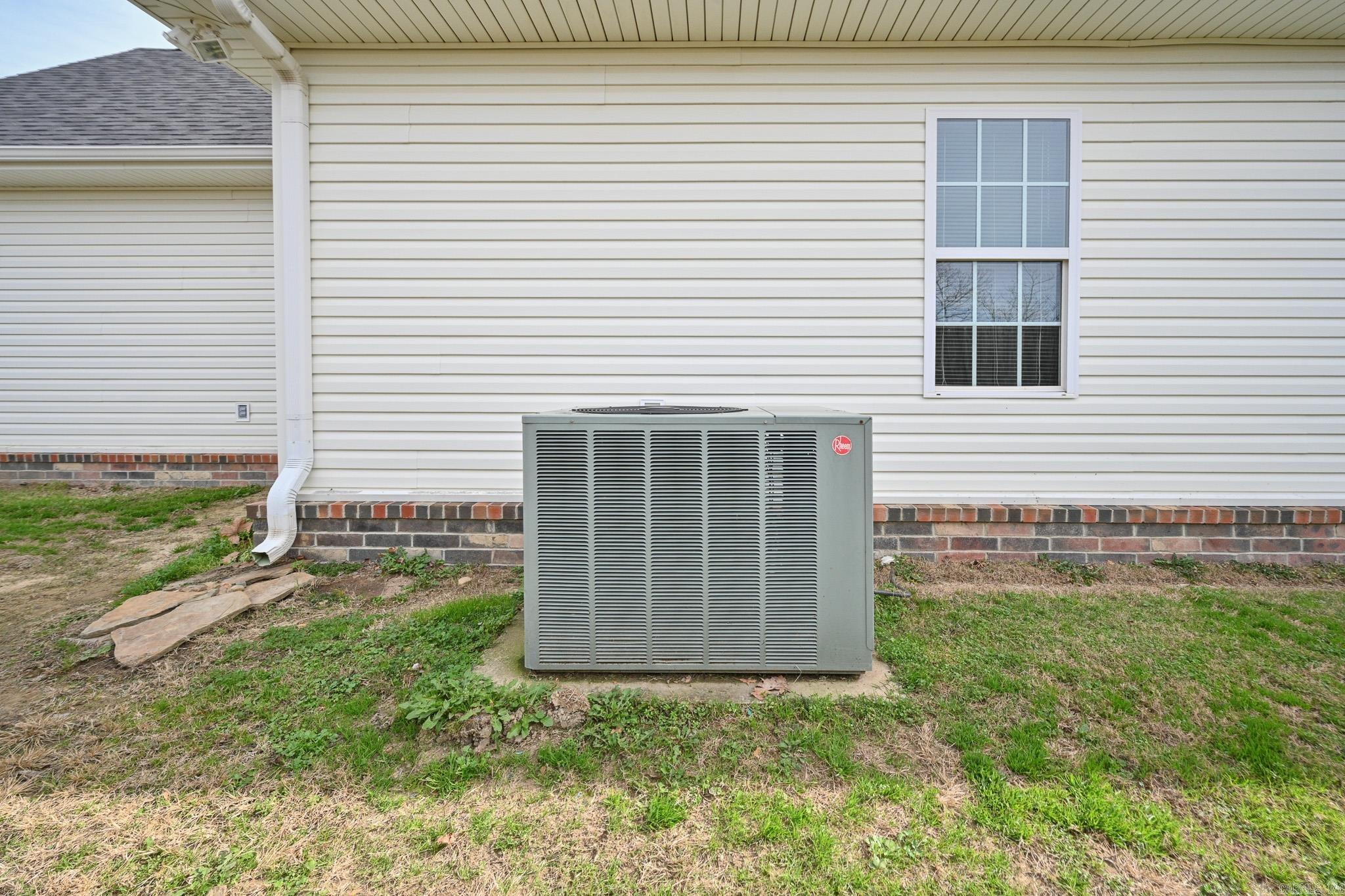 301 11Th St Street Mena, AR 71953