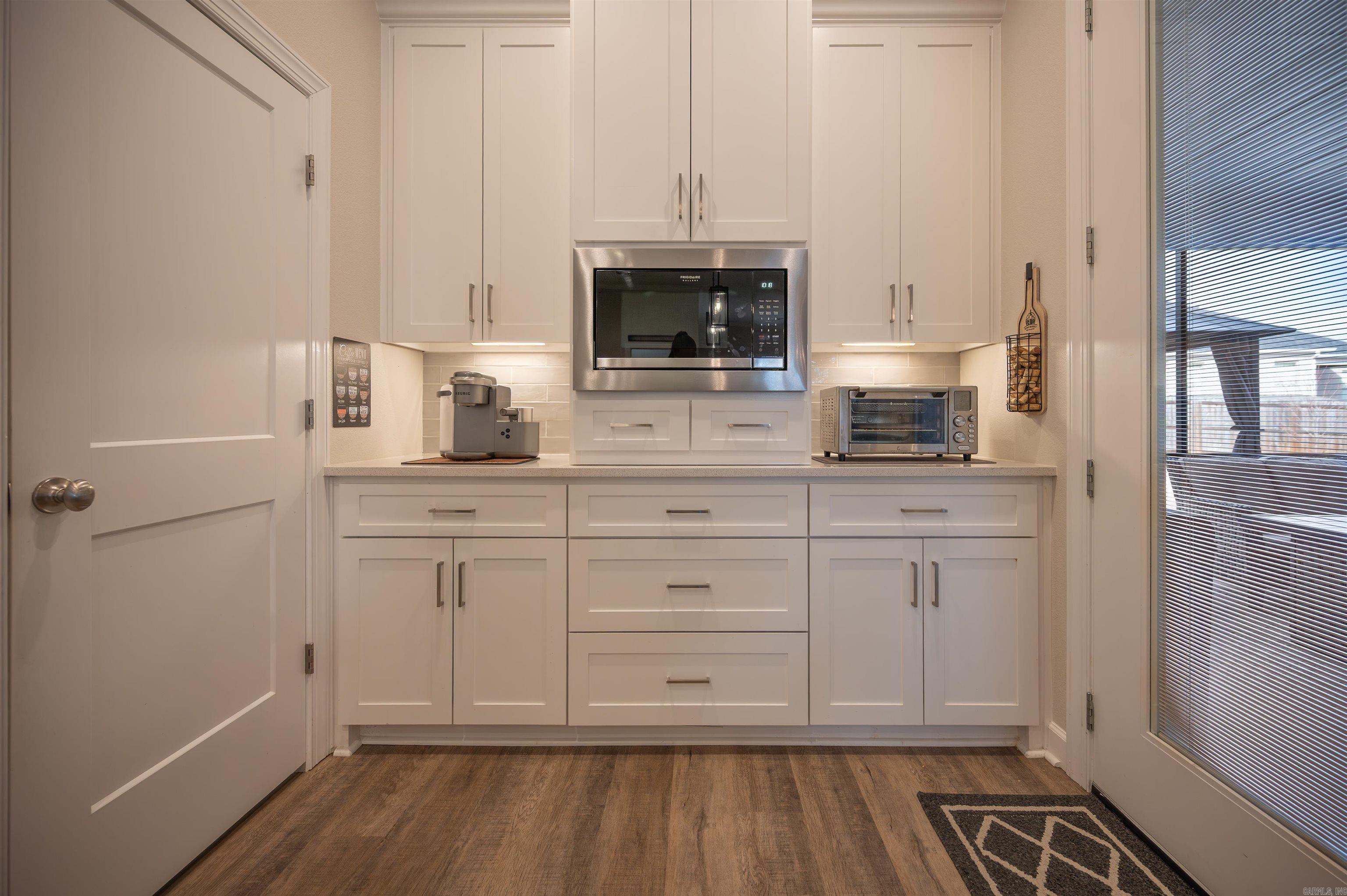 861 Oak Forest Circle Sherwood, AR 72120