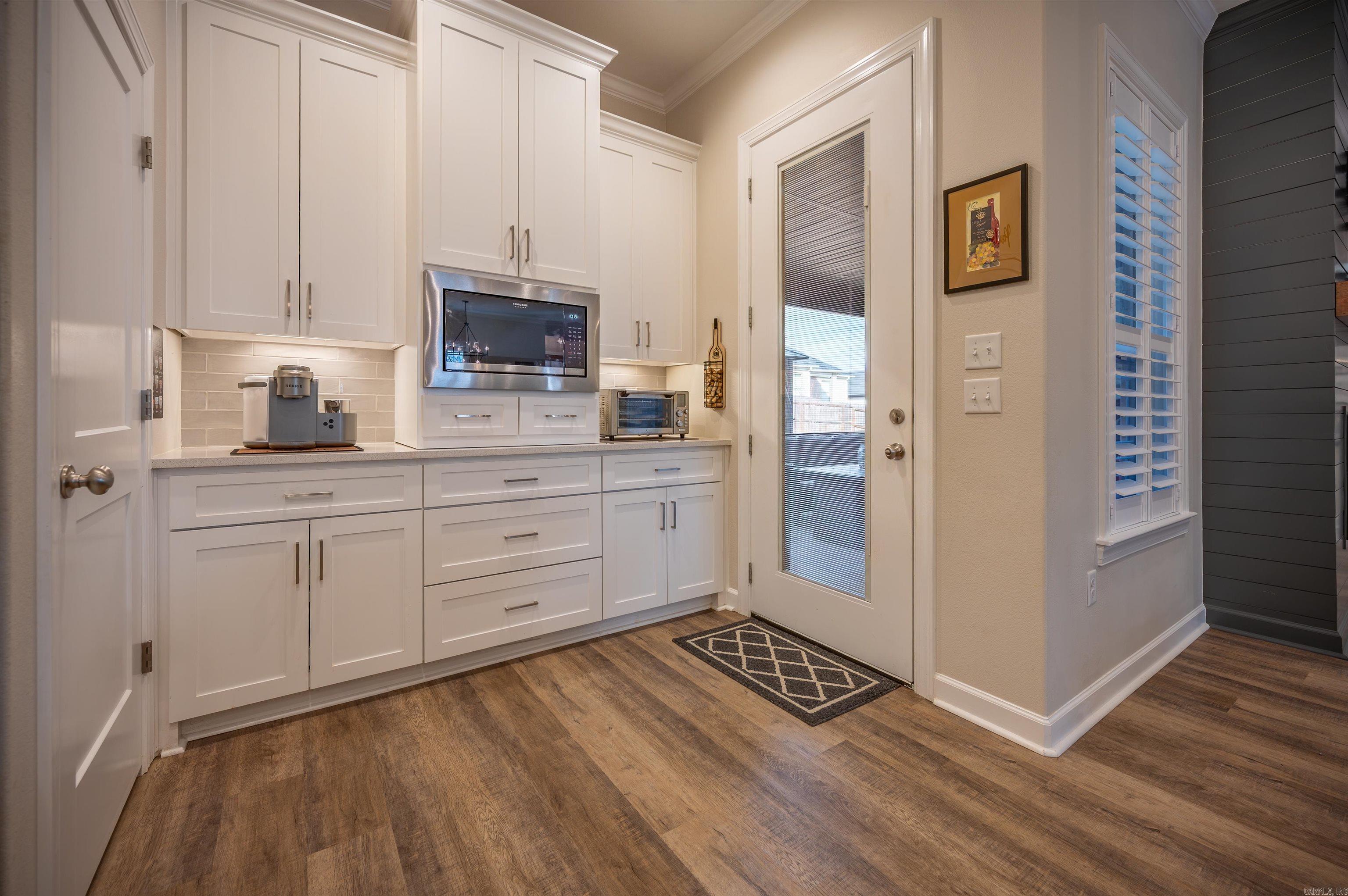 861 Oak Forest Circle Sherwood, AR 72120