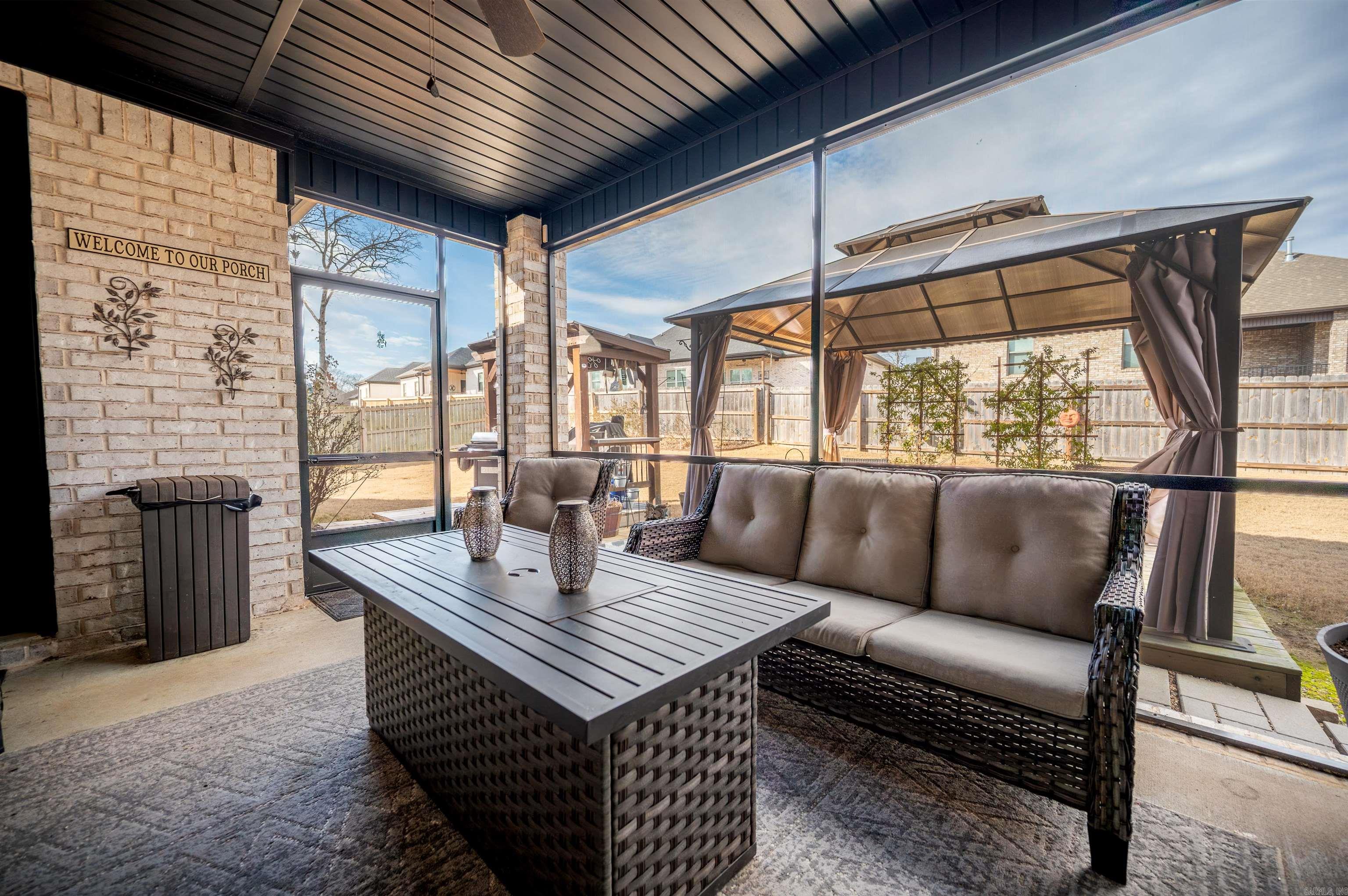 861 Oak Forest Circle Sherwood, AR 72120